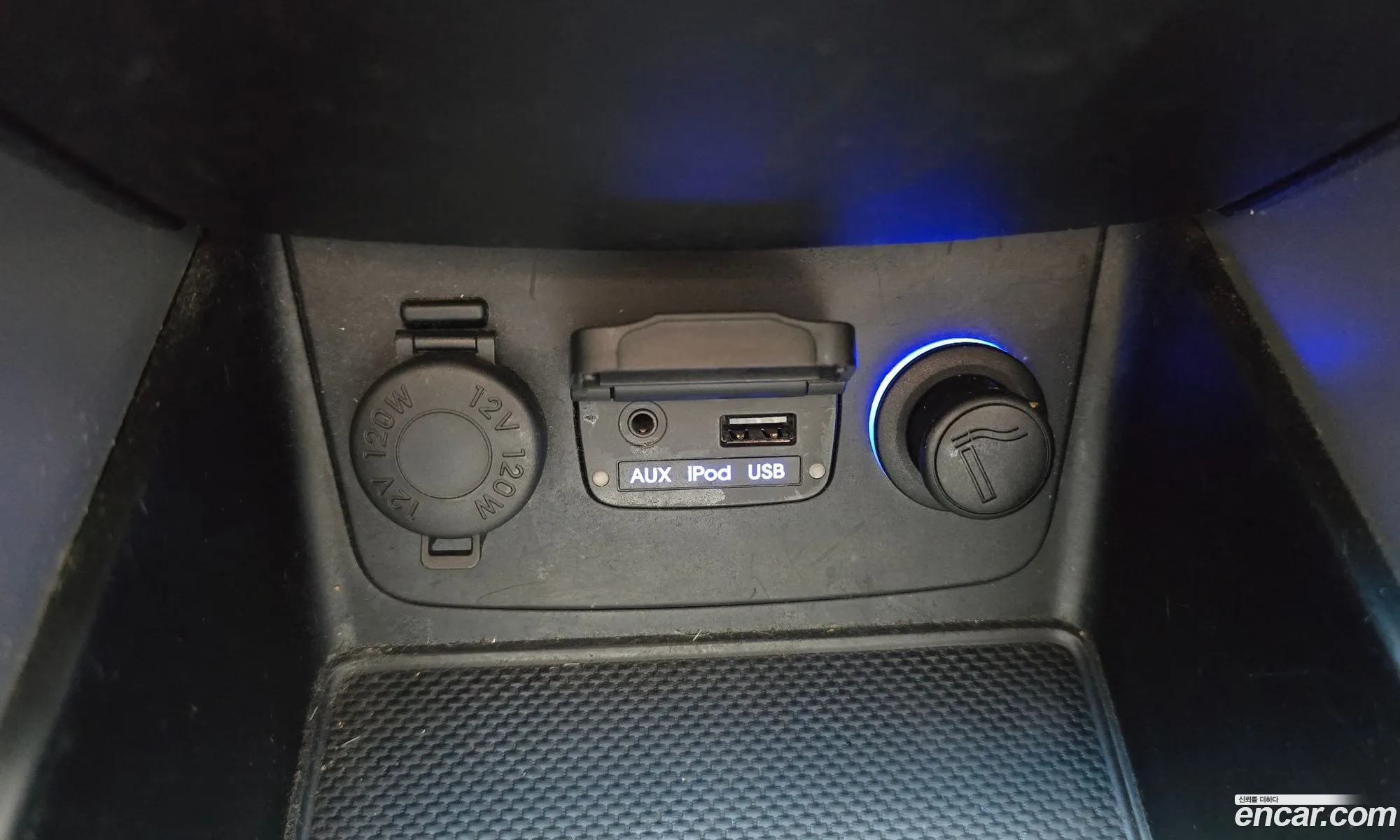 Hyundai YF Sonata 2009 — 20