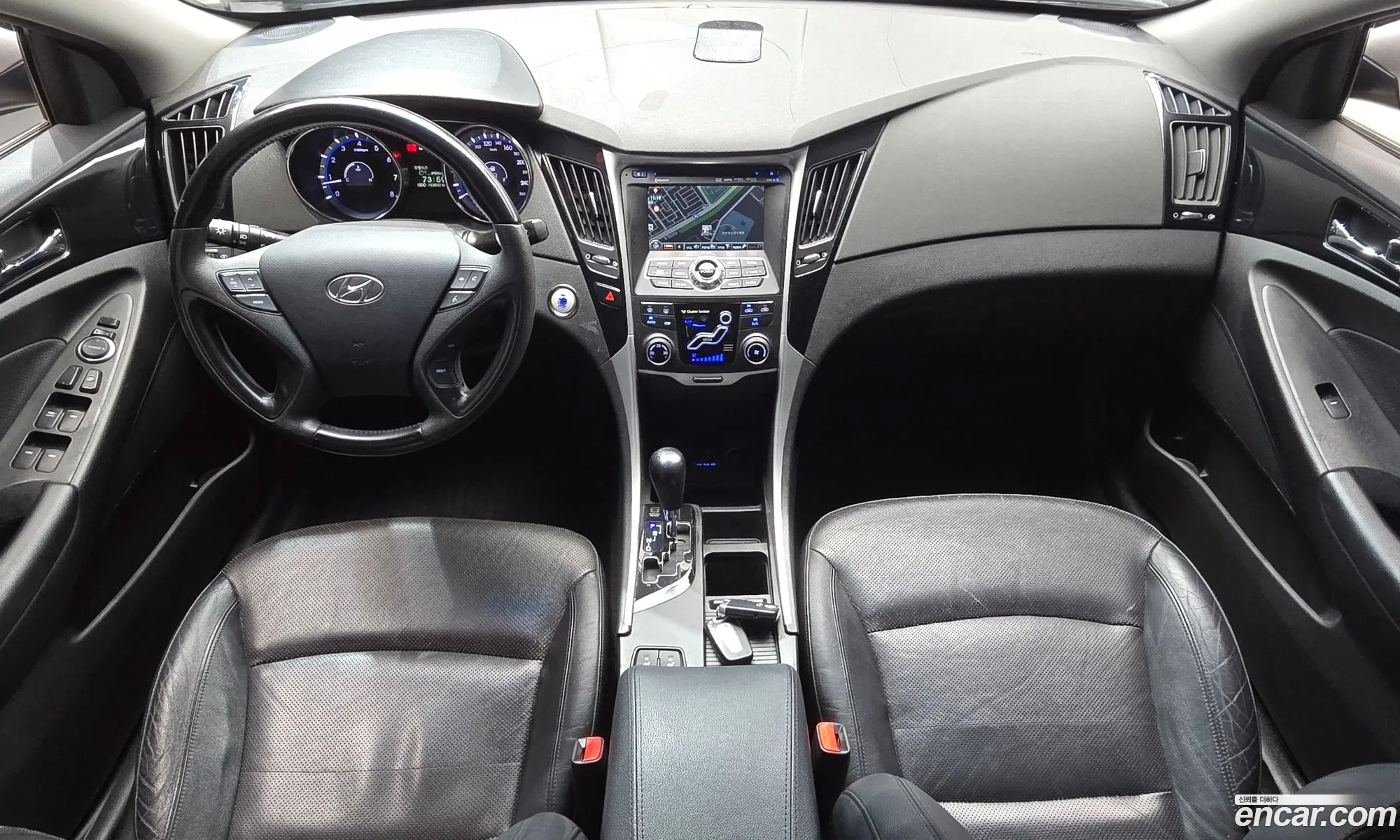 Hyundai YF Sonata 2009 — 8
