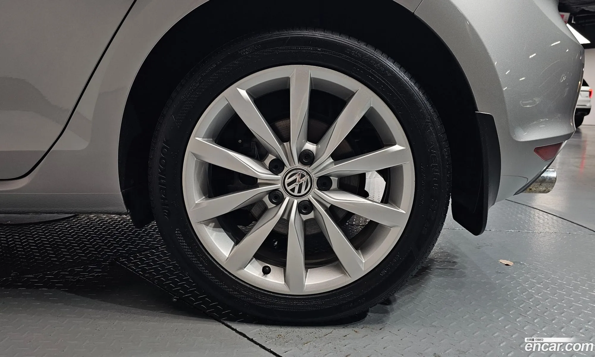Volkswagen Golf 7th Gen 2014 — 21