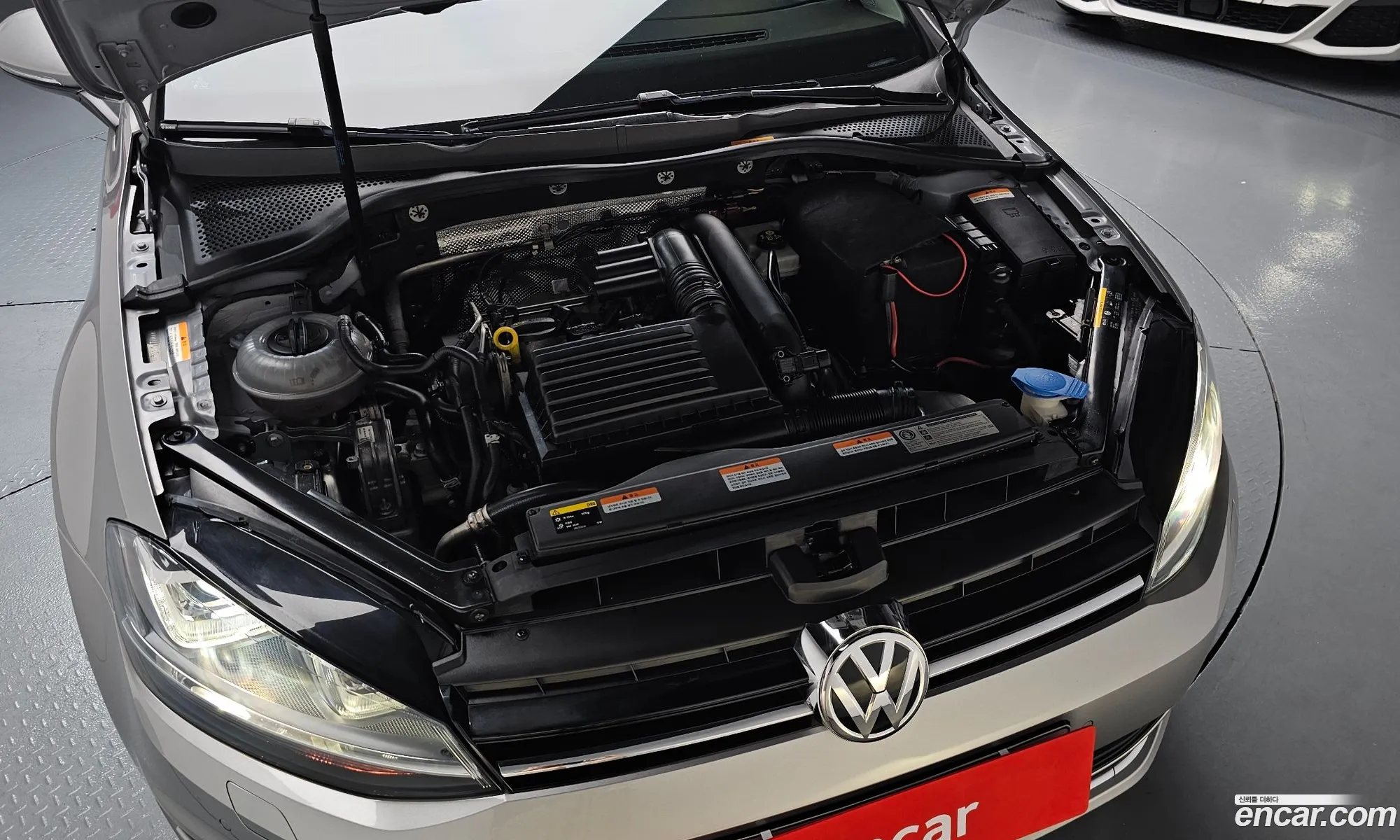 Volkswagen Golf 7th Gen 2014 — 27