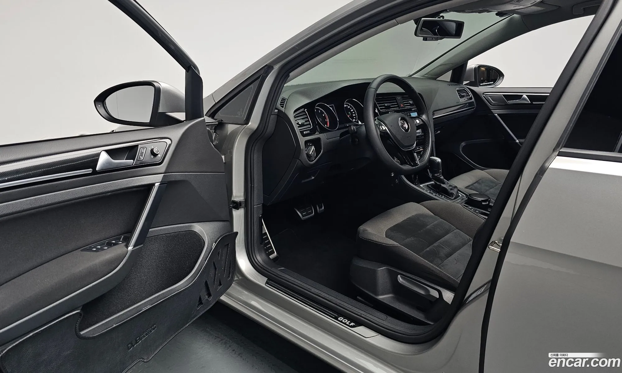 Volkswagen Golf 7th Gen 2014 — 6