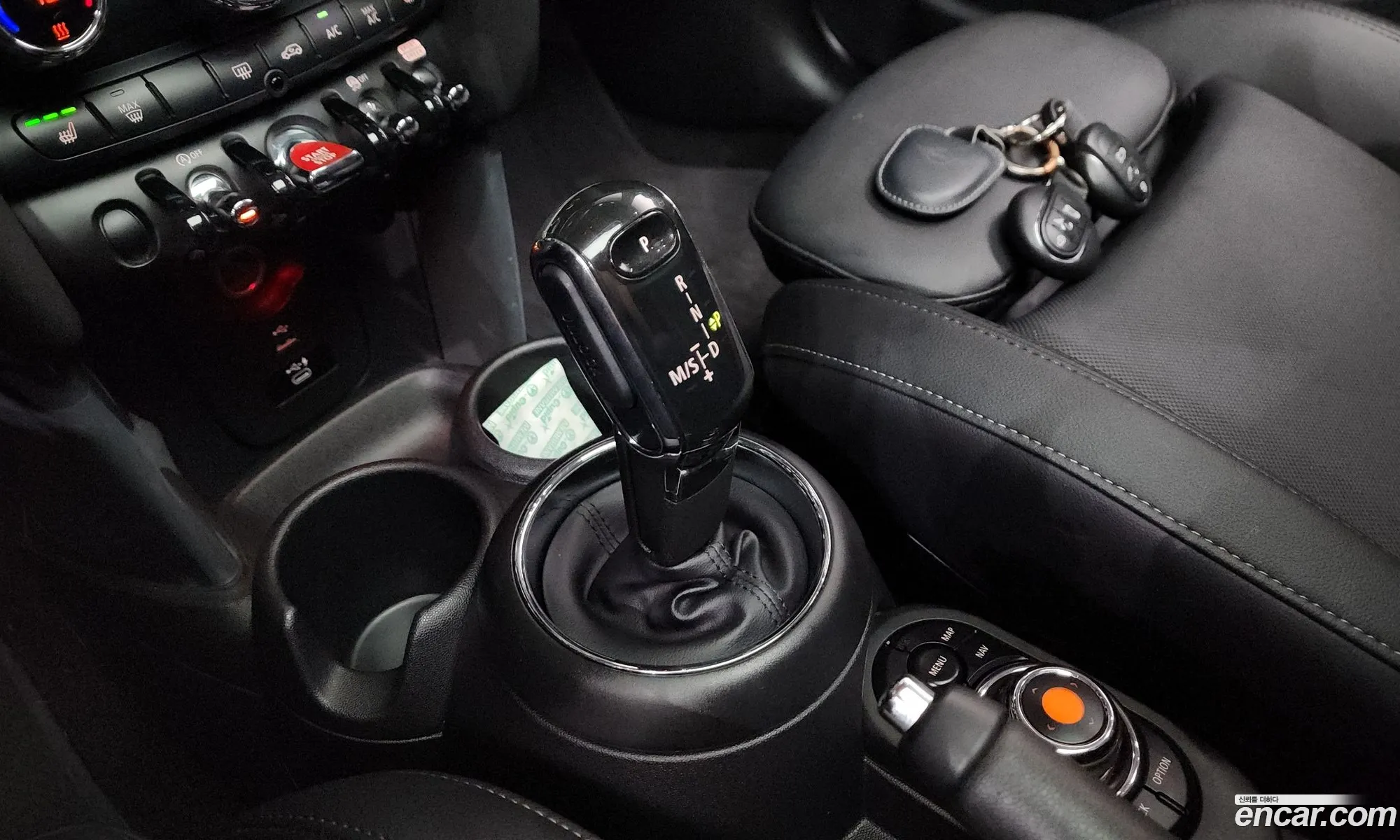 Mini Cooper 2021 WMWXV7109M2N71064 — 25
