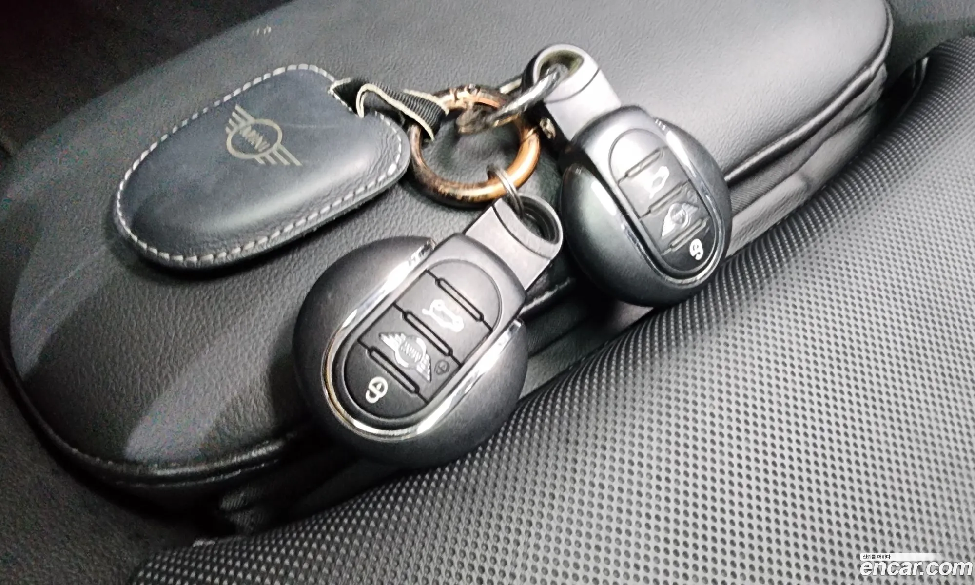Mini Cooper 2021 WMWXV7109M2N71064 — 9