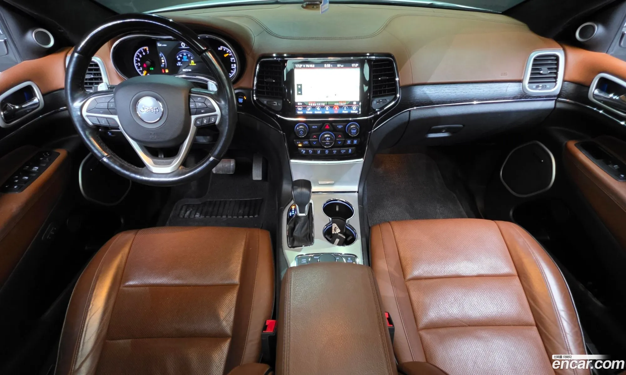 Jeep Grand Cherokee 2020 — 30
