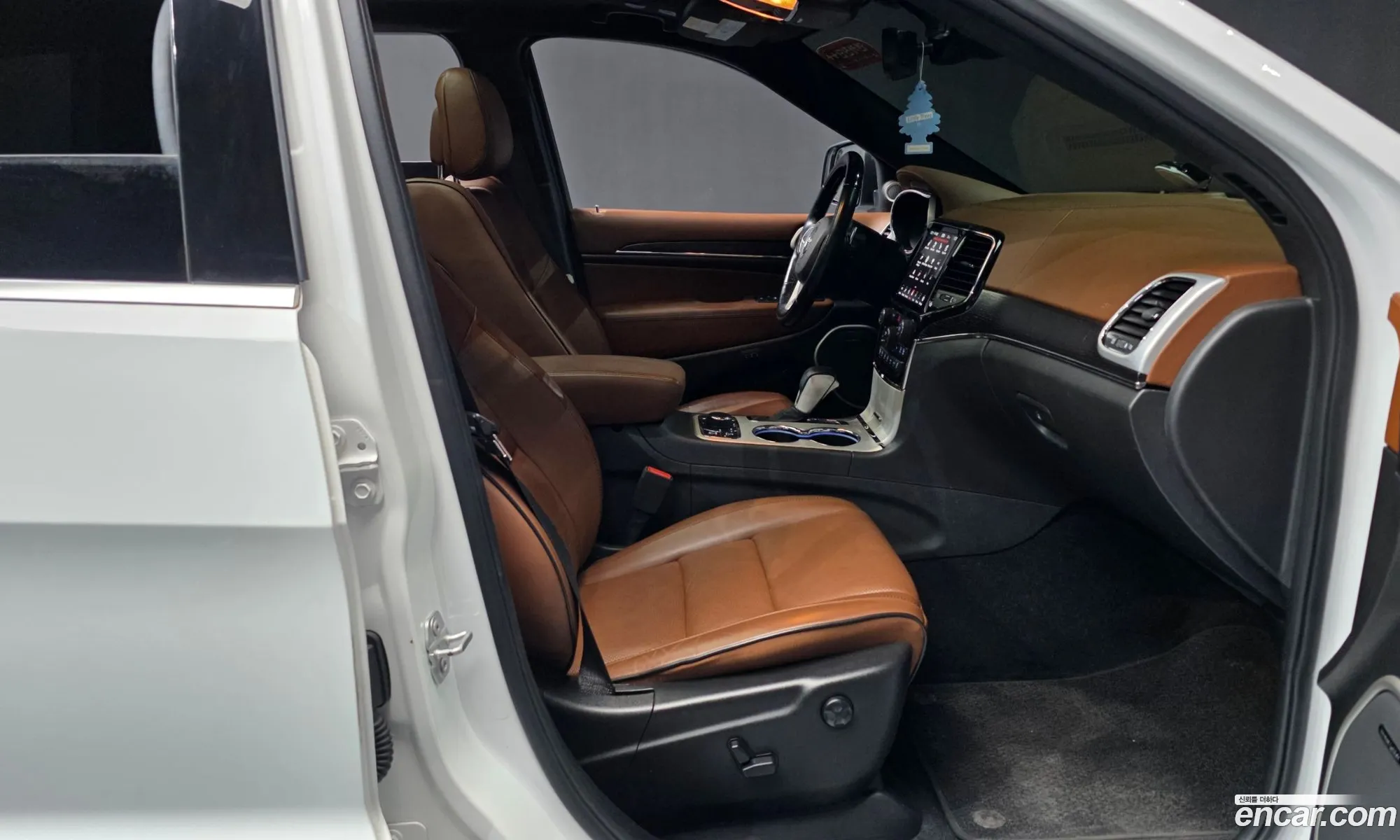 Jeep Grand Cherokee 2020 — 12
