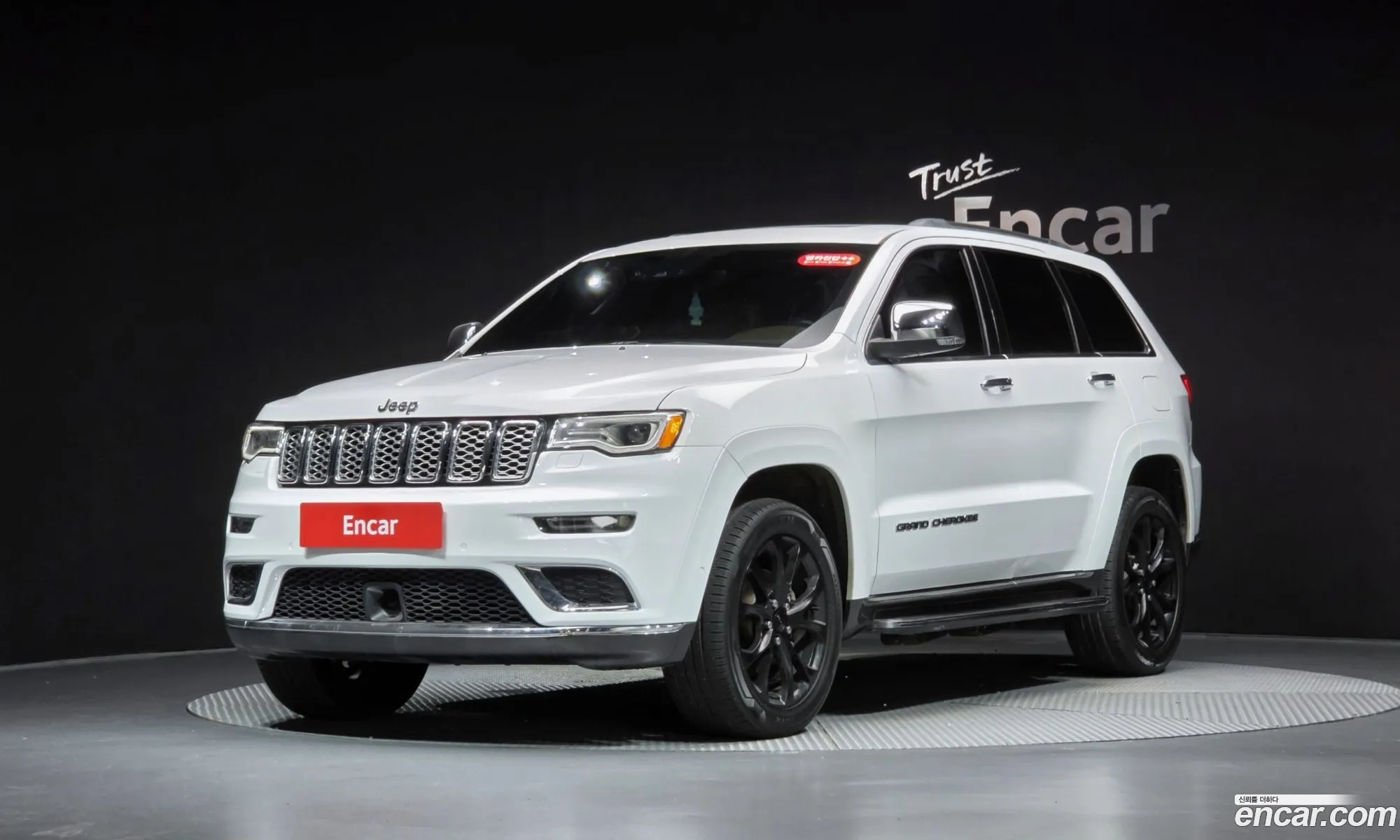Jeep Grand Cherokee 2020 — 35