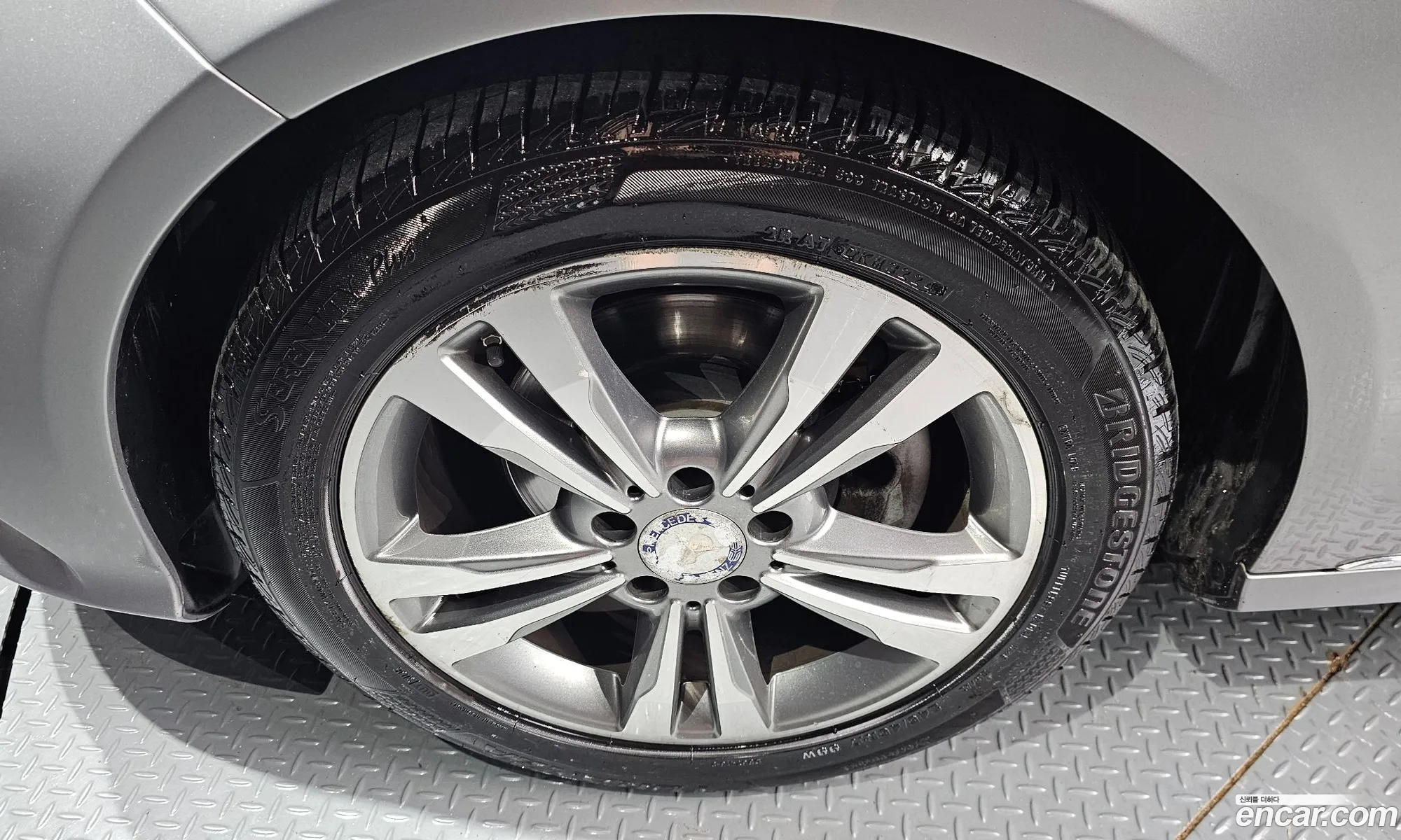 Mercedes-Benz E-Class W212 2013 WDDHF0CB5EA847456 — 2