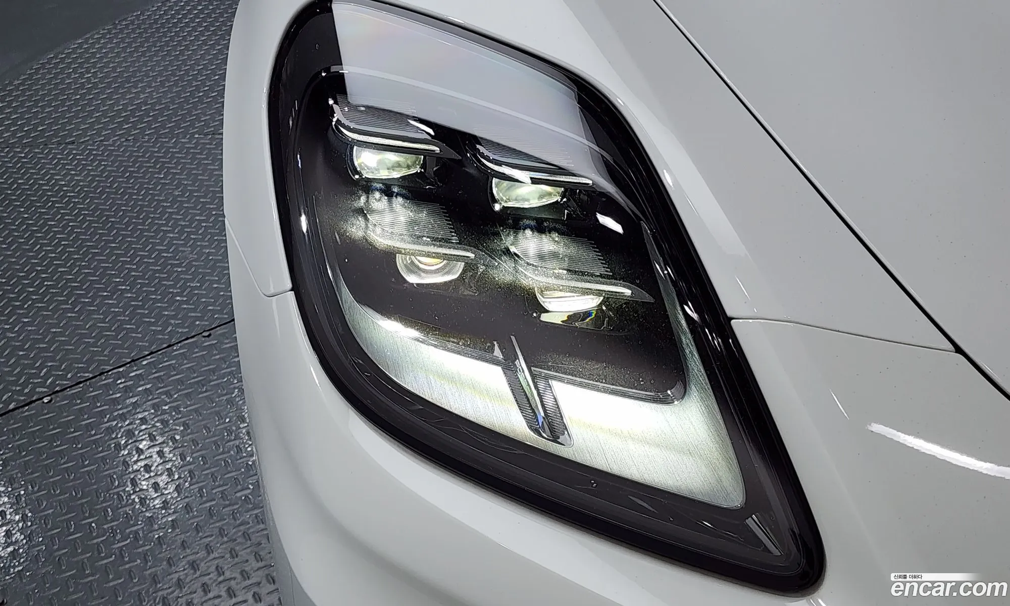 Porsche Panamera 2024 WP0AA2YA7RL002348 — 28