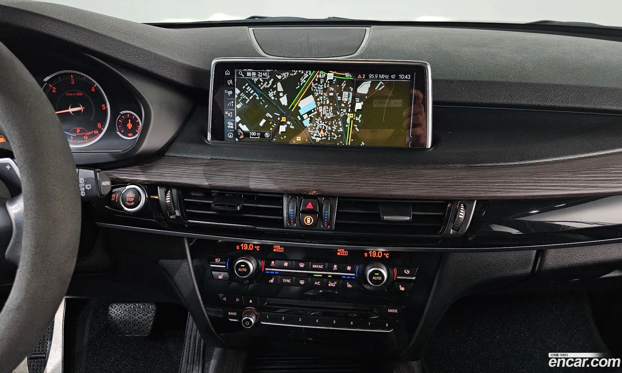 BMW X5 2017 — 5