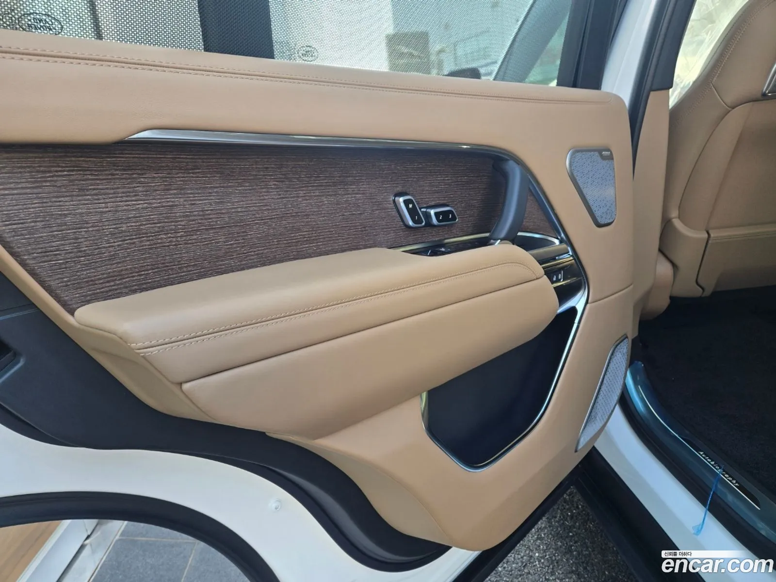 Land Rover Range Rover 2025 — 6