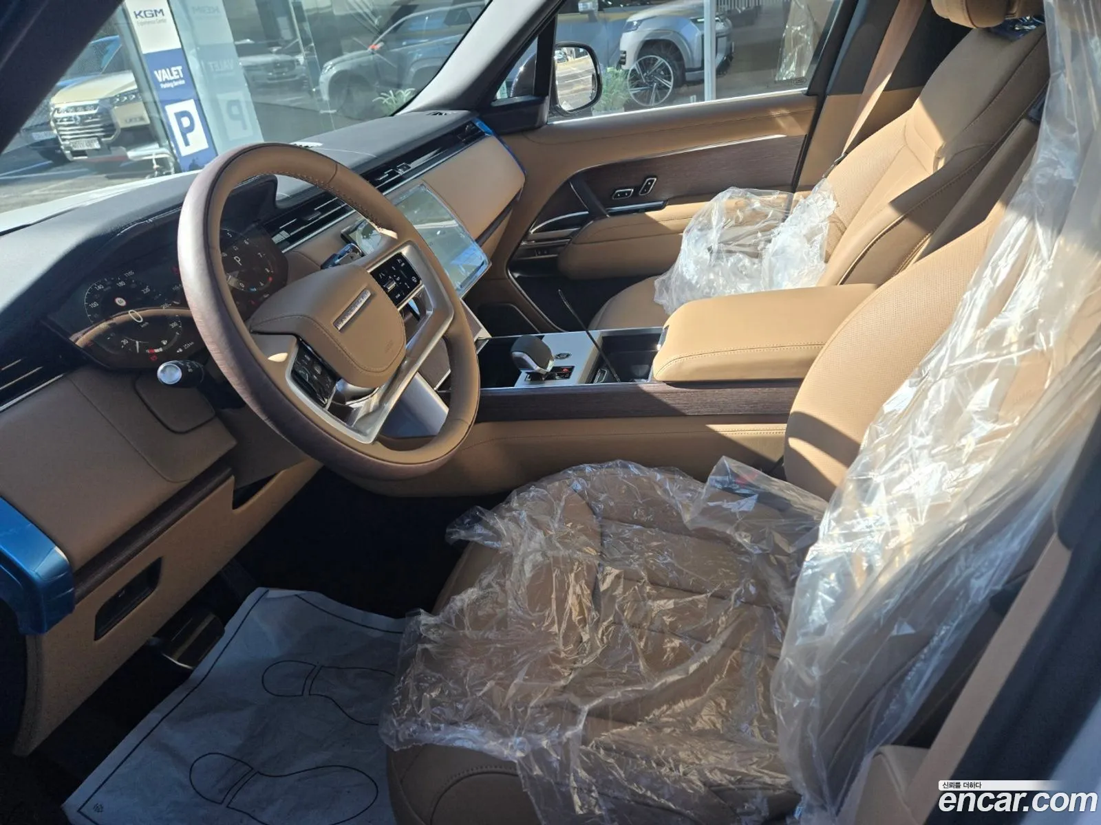 Land Rover Range Rover 2025 — 16