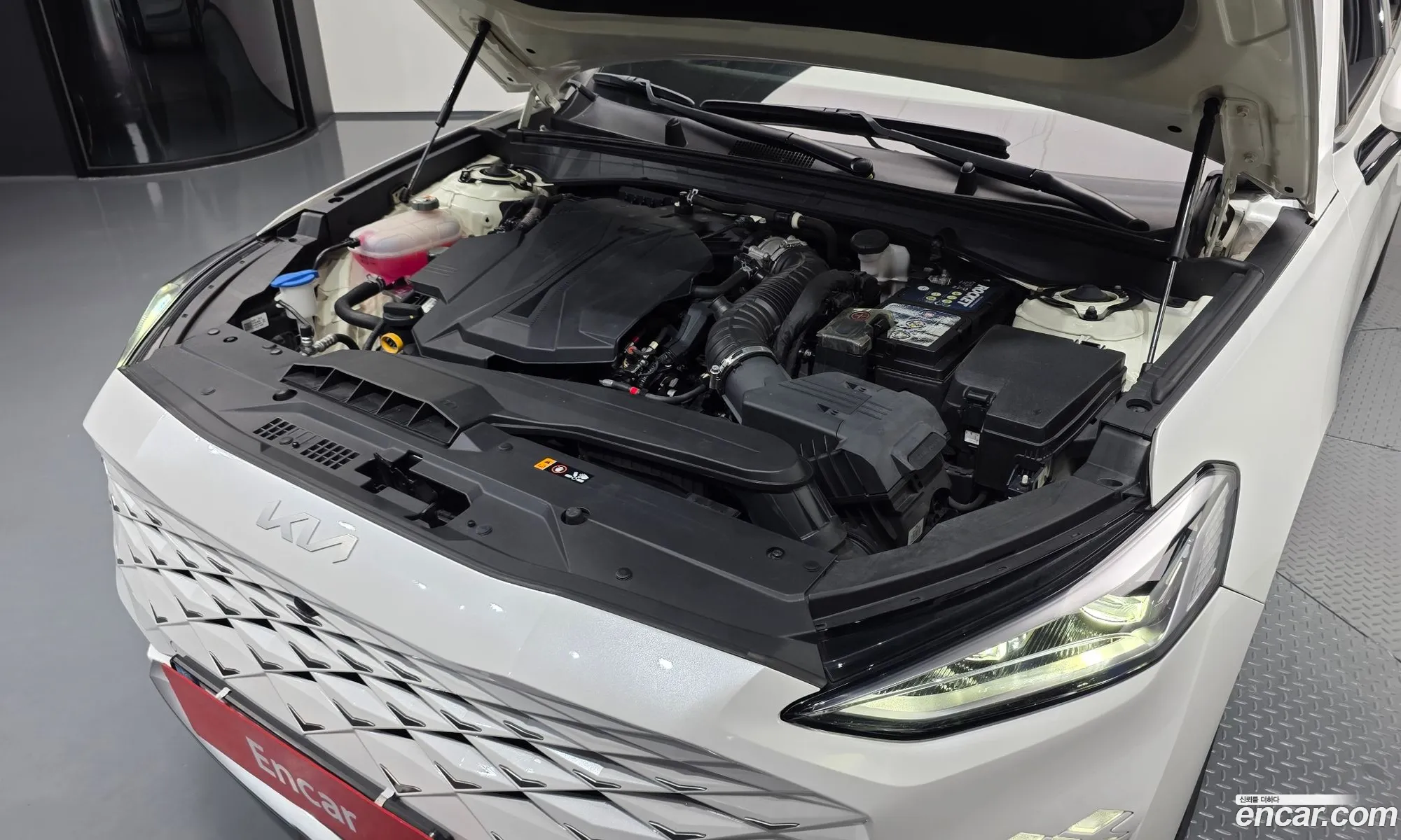 Kia K8 2021 — 9