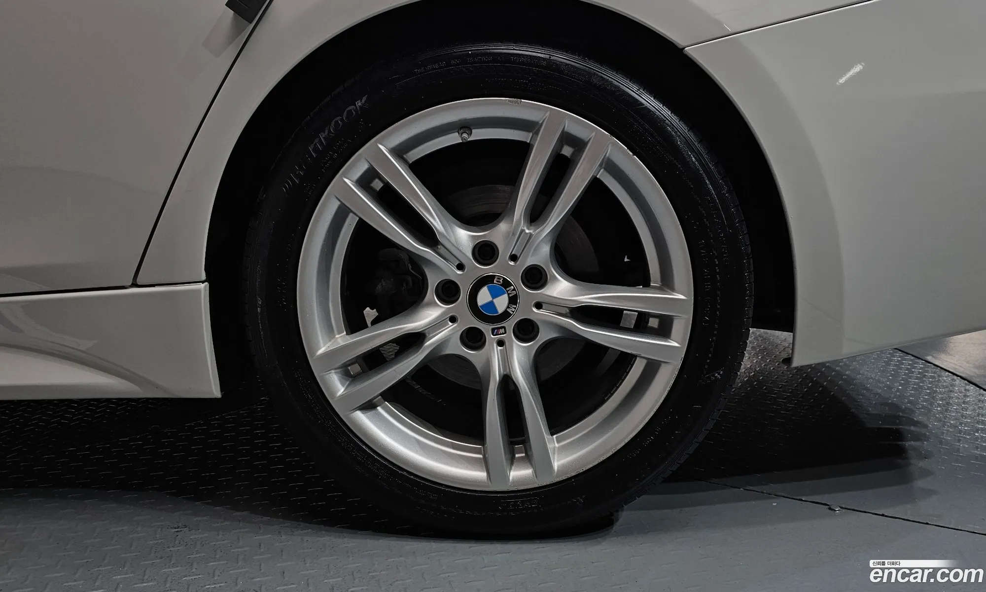 BMW 3 Series 2016 WBA8E9106GK437875 — 22