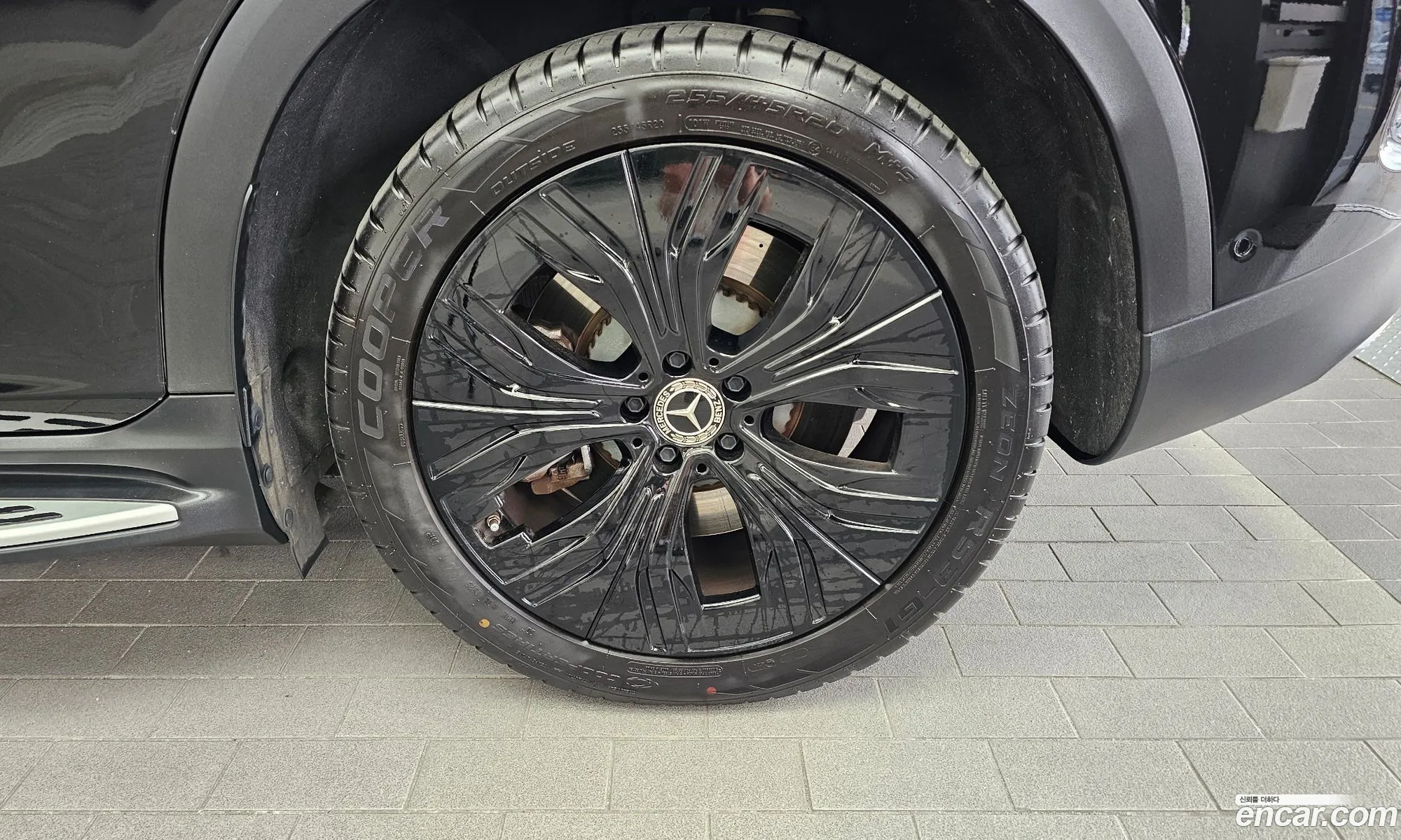 Mercedes-Benz EQE SUV X294 2023 — 5