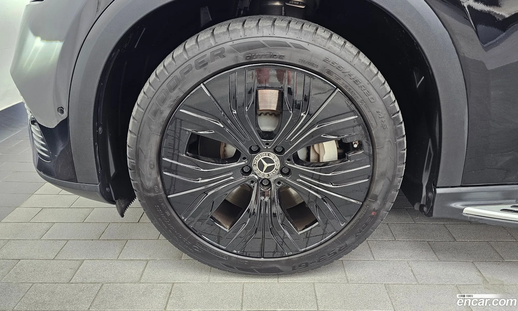 Mercedes-Benz EQE SUV X294 2023 — 6