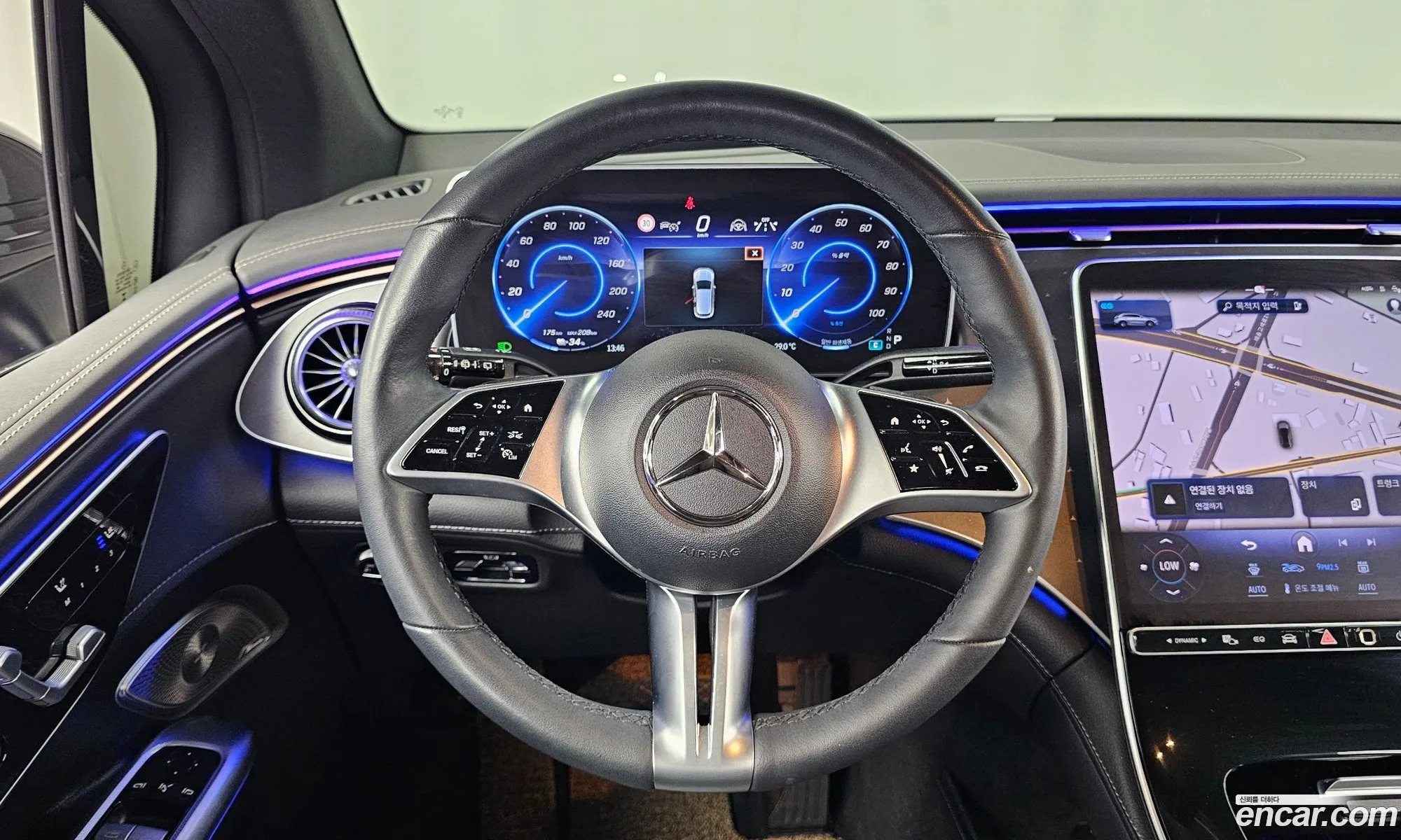 Mercedes-Benz EQE SUV X294 2023 — 31