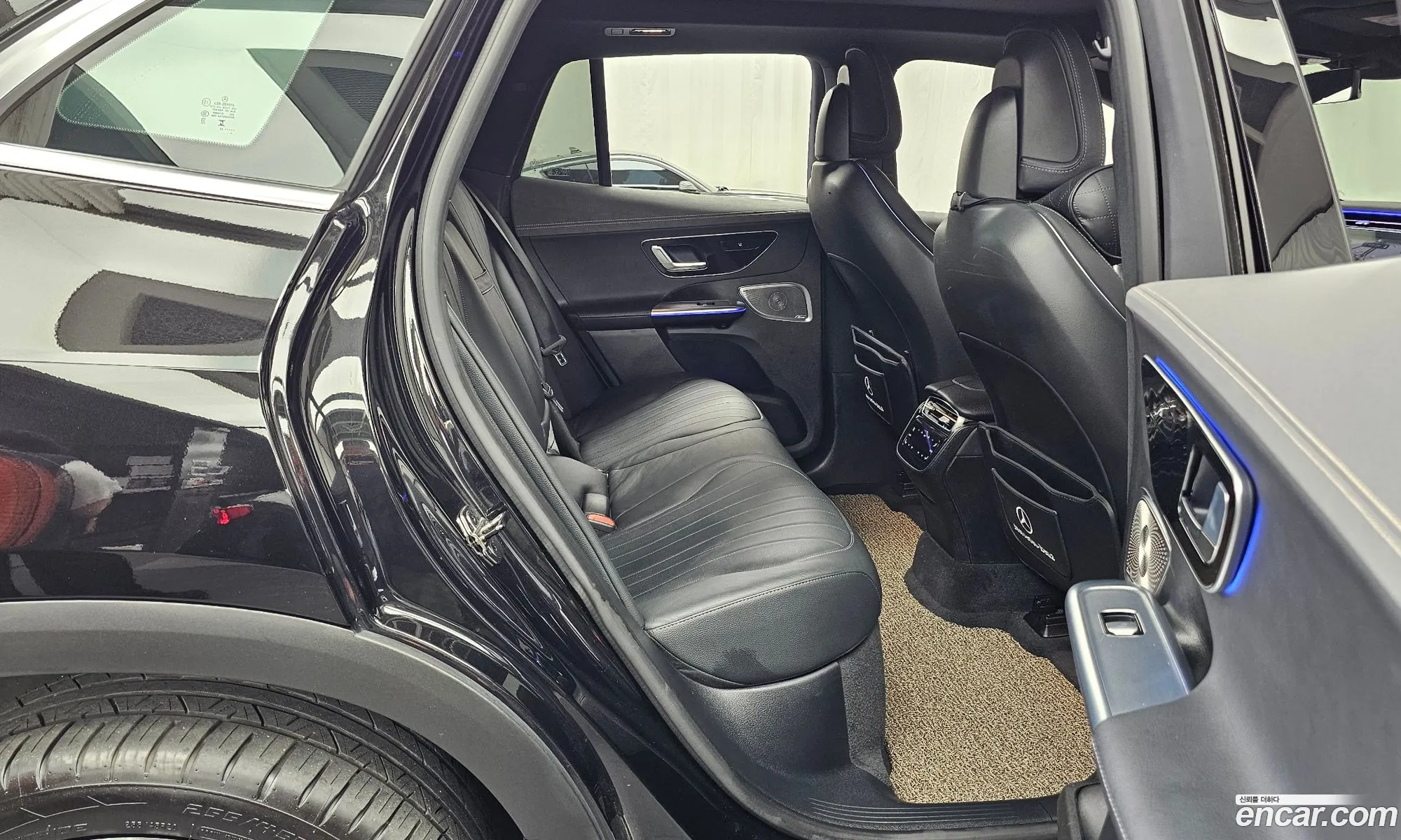 Mercedes-Benz EQE SUV X294 2023 — 22