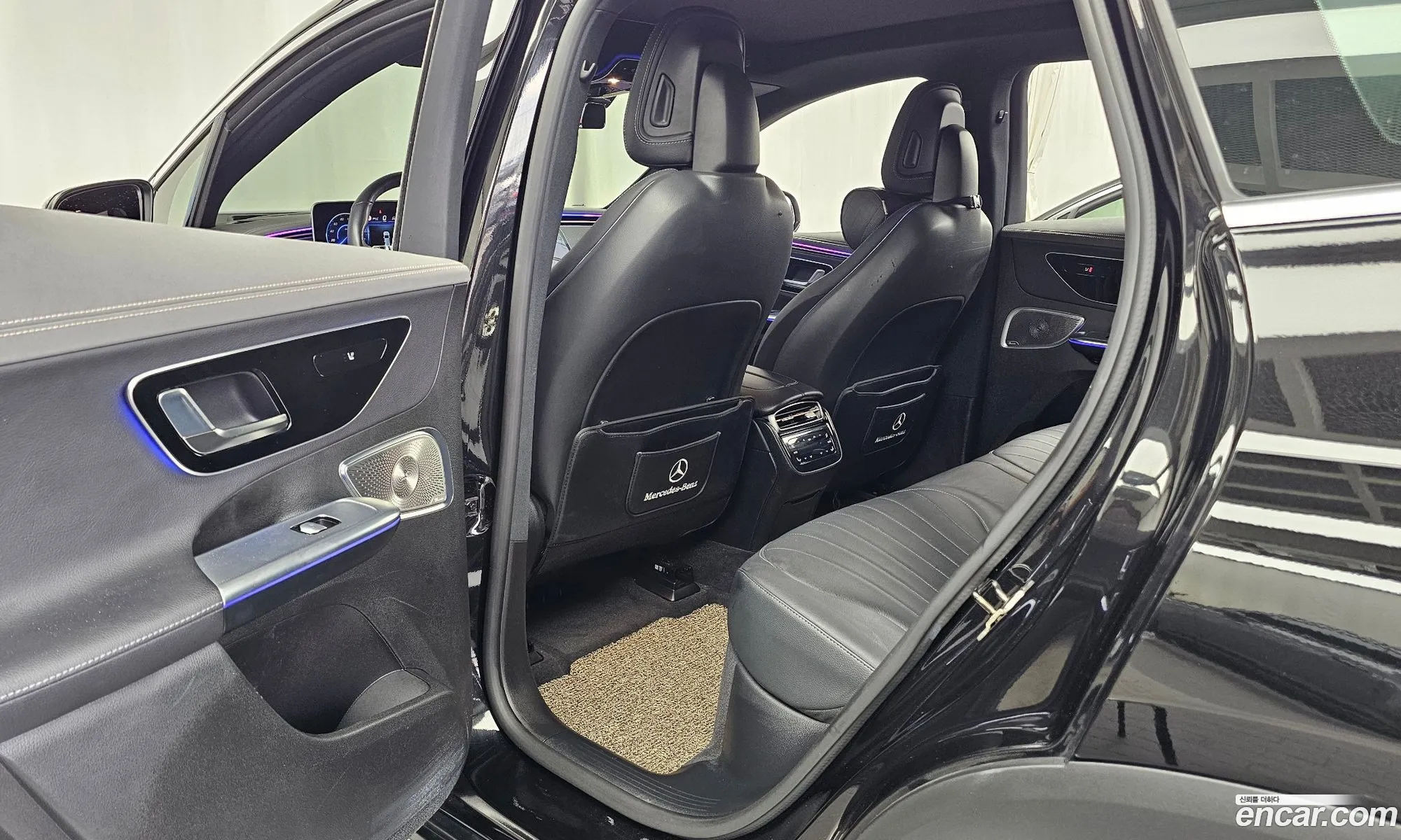 Mercedes-Benz EQE SUV X294 2023 — 15