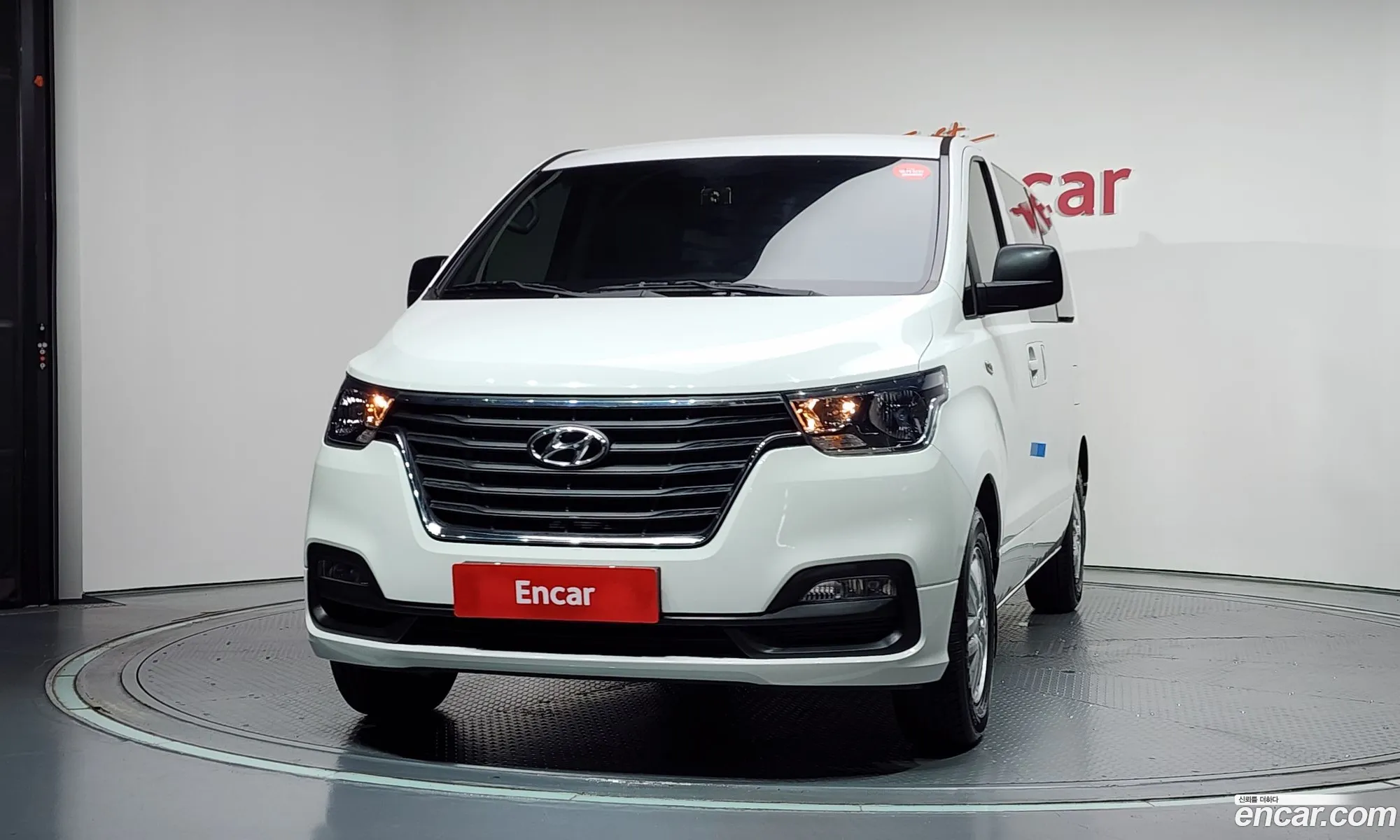 Hyundai Grand Starex 2021 — 15