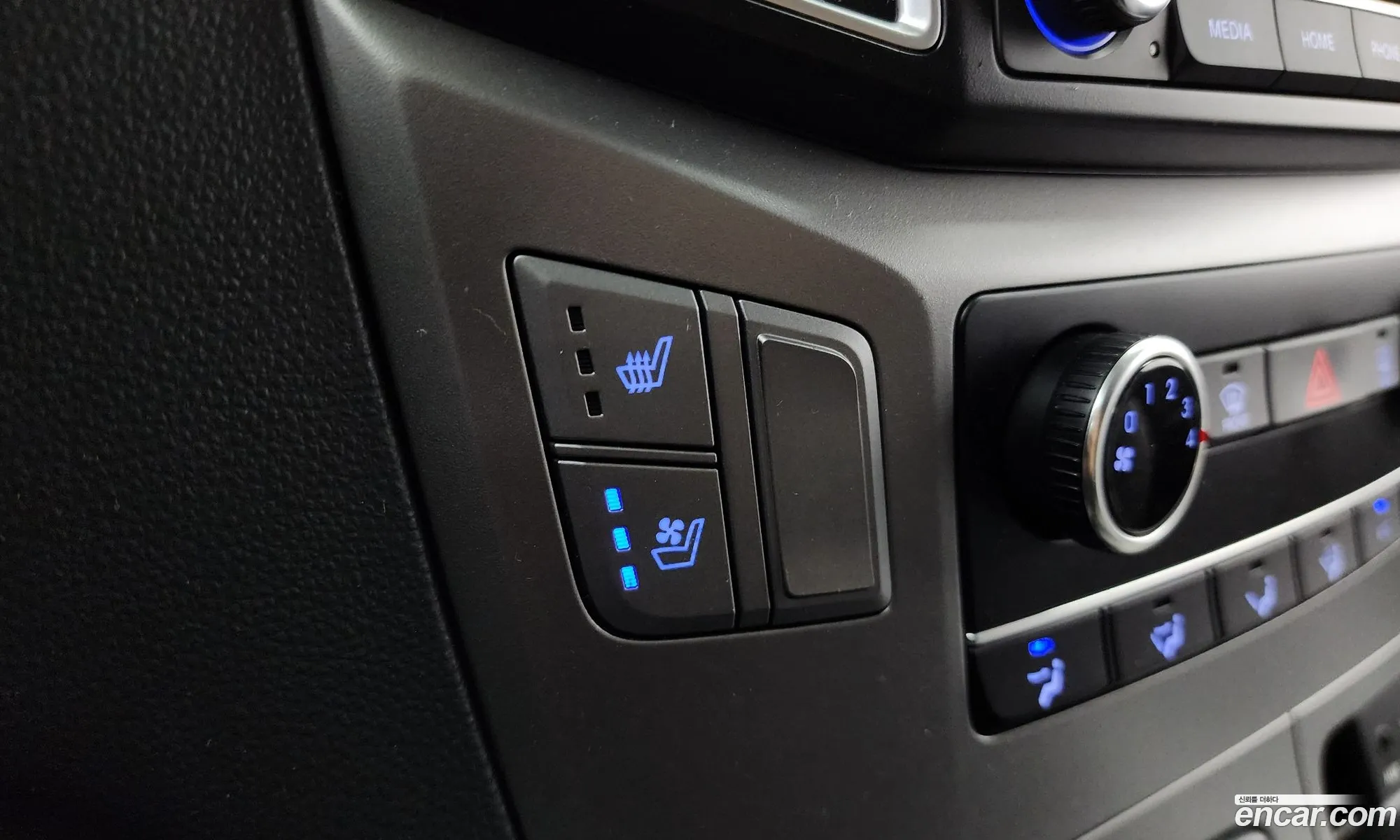 Hyundai Grand Starex 2021 — 22