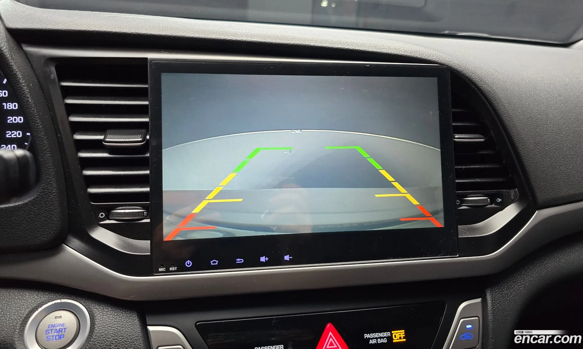 Hyundai Elantra AD 2017 — 19