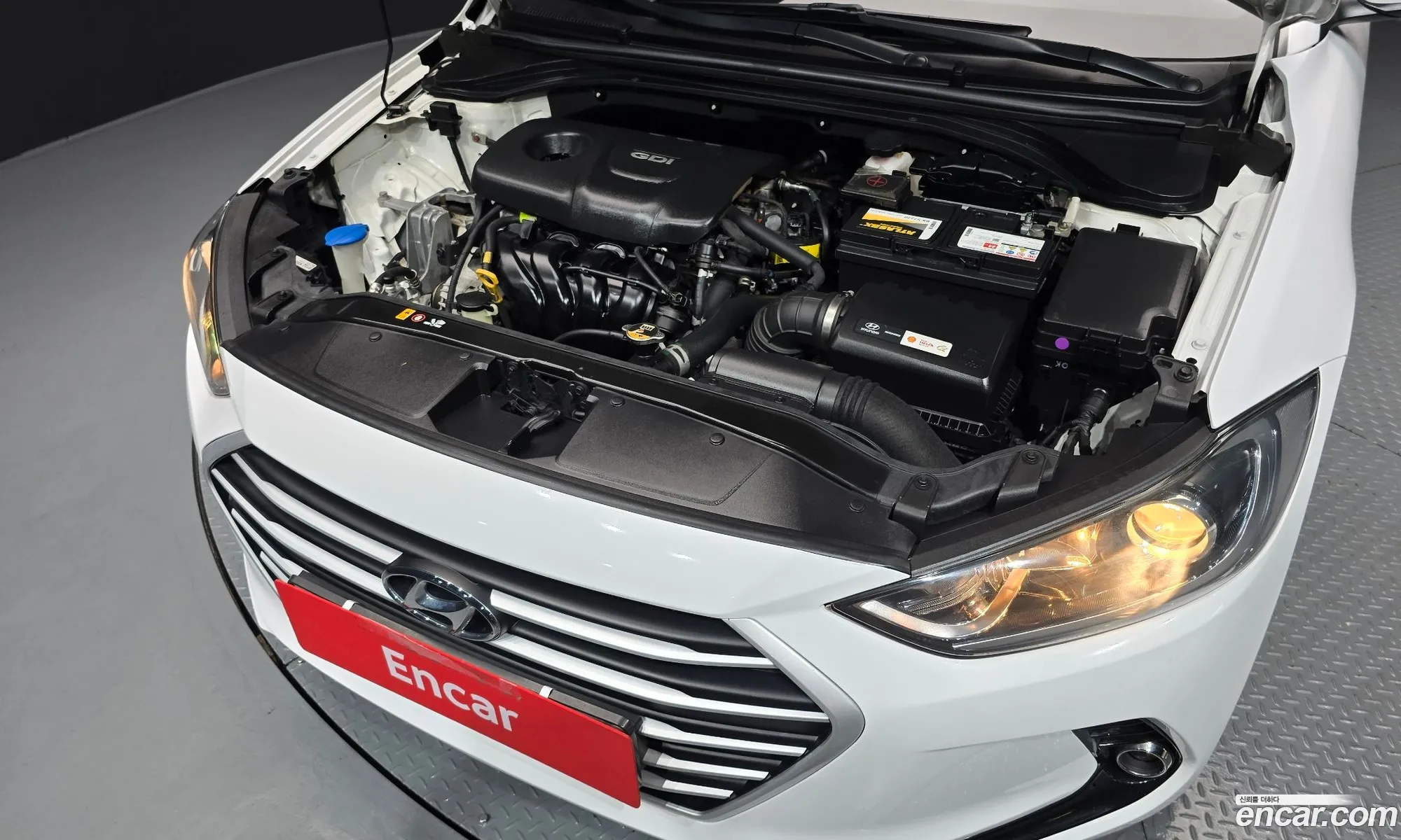 Hyundai Elantra AD 2017 — 20