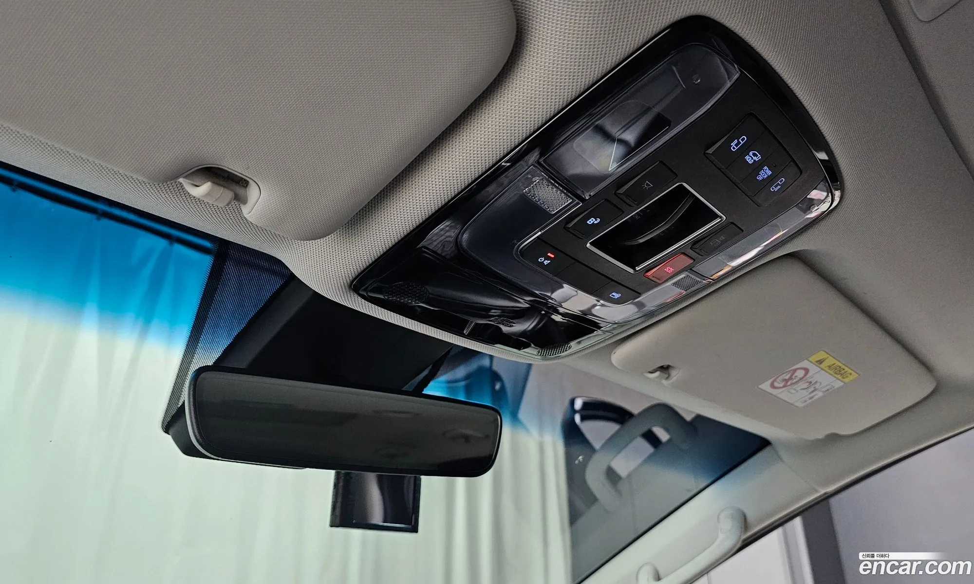 Hyundai Staria 2023 — 22