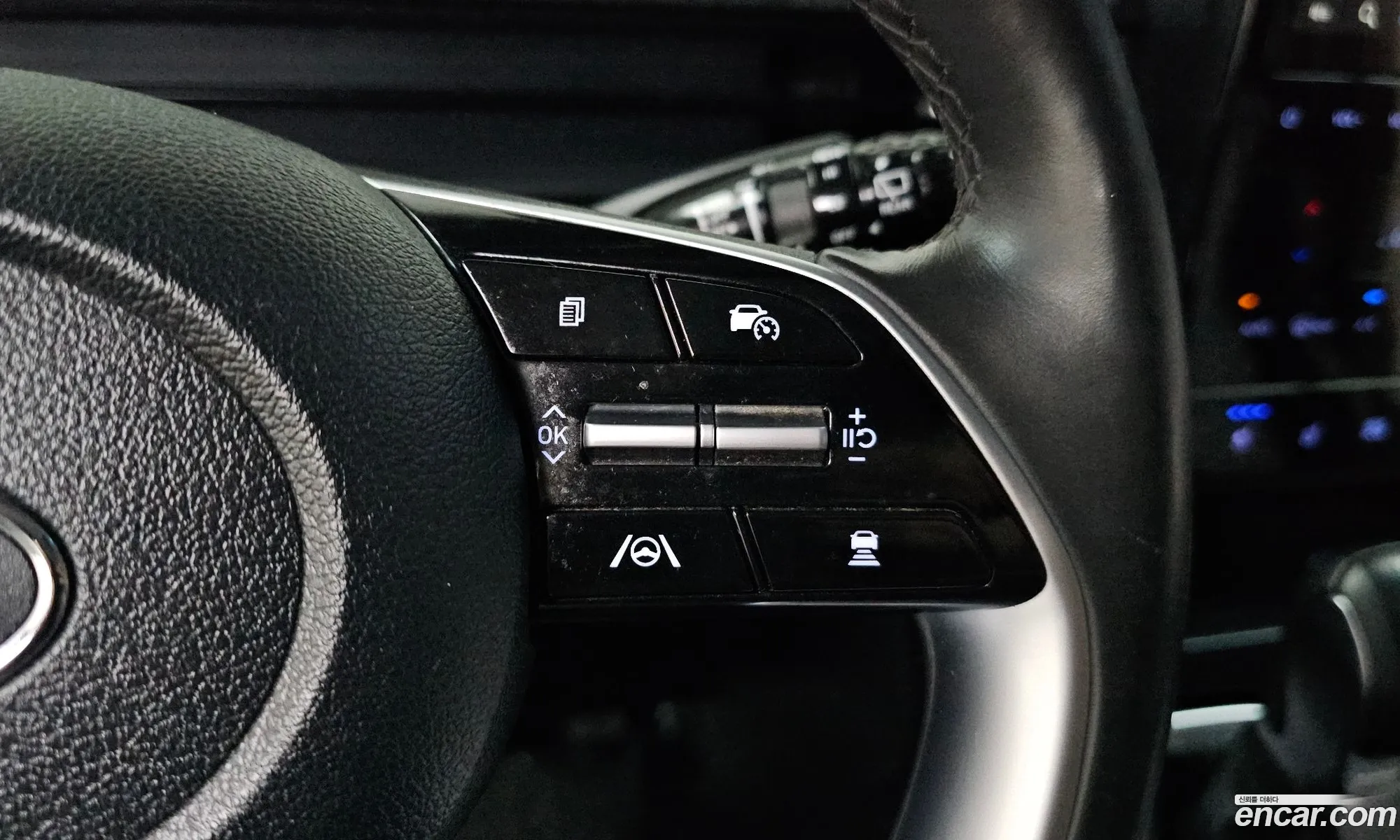 Hyundai Staria 2023 — 21