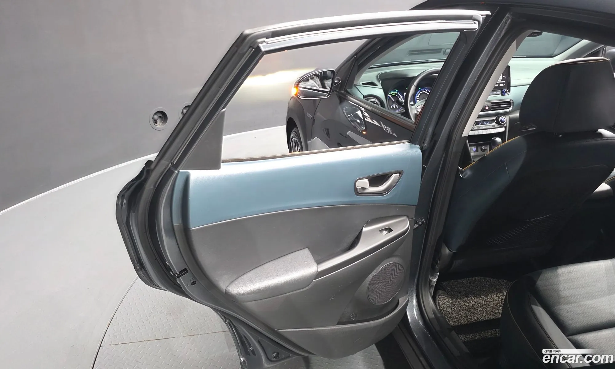 Hyundai Kona Hybrid 2020 — 21