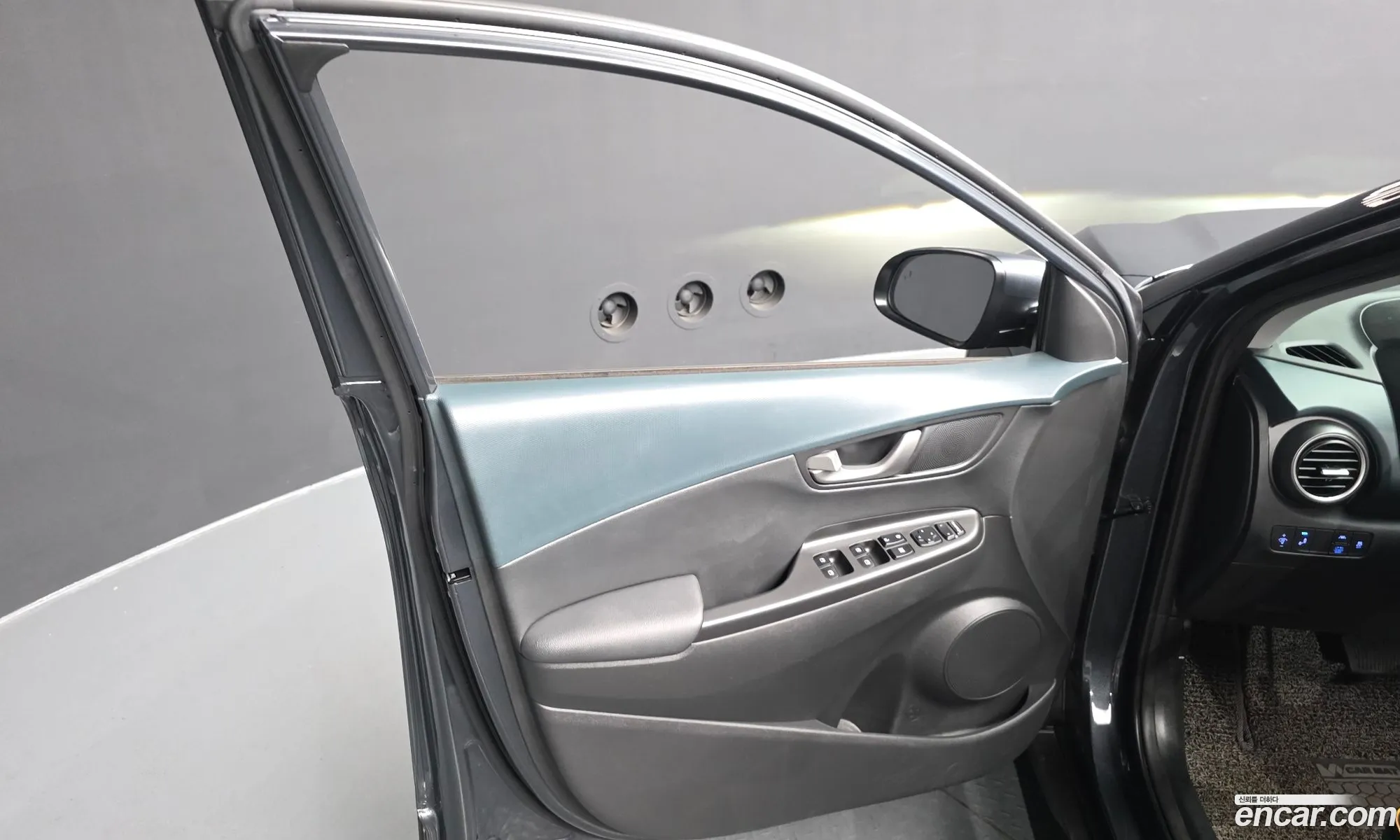 Hyundai Kona Hybrid 2020 — 10