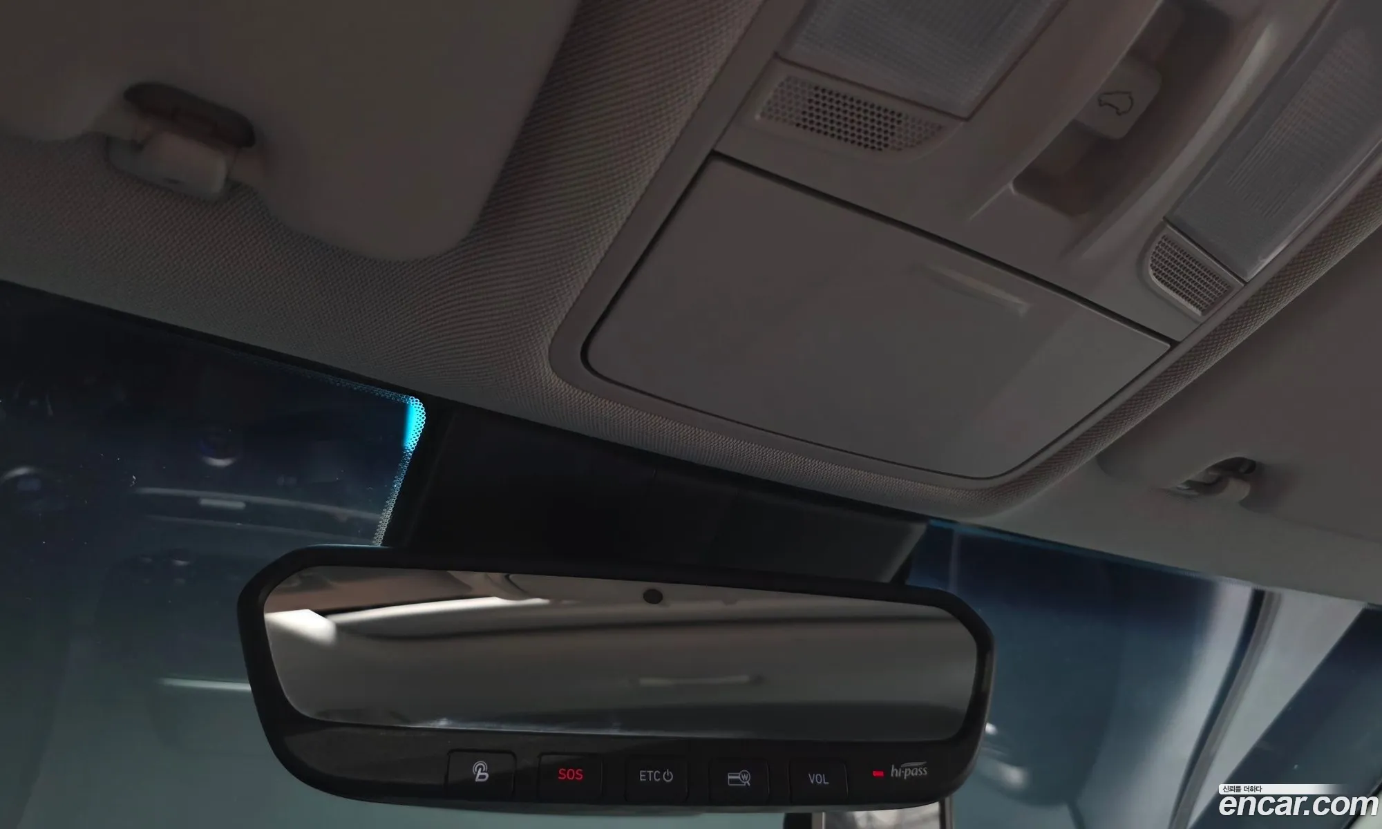 Hyundai Kona Hybrid 2020 — 40