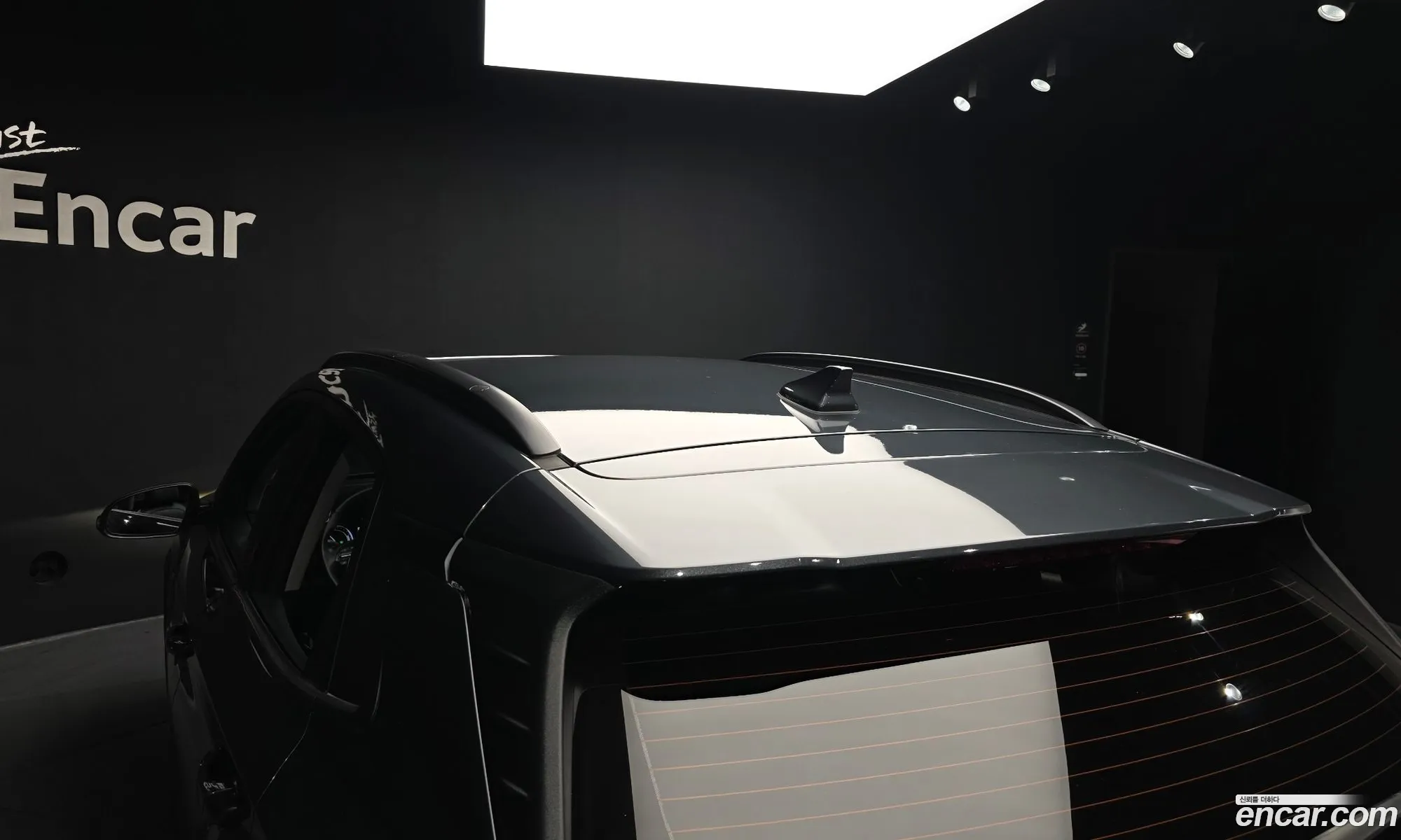 Hyundai Kona Hybrid 2020 — 33
