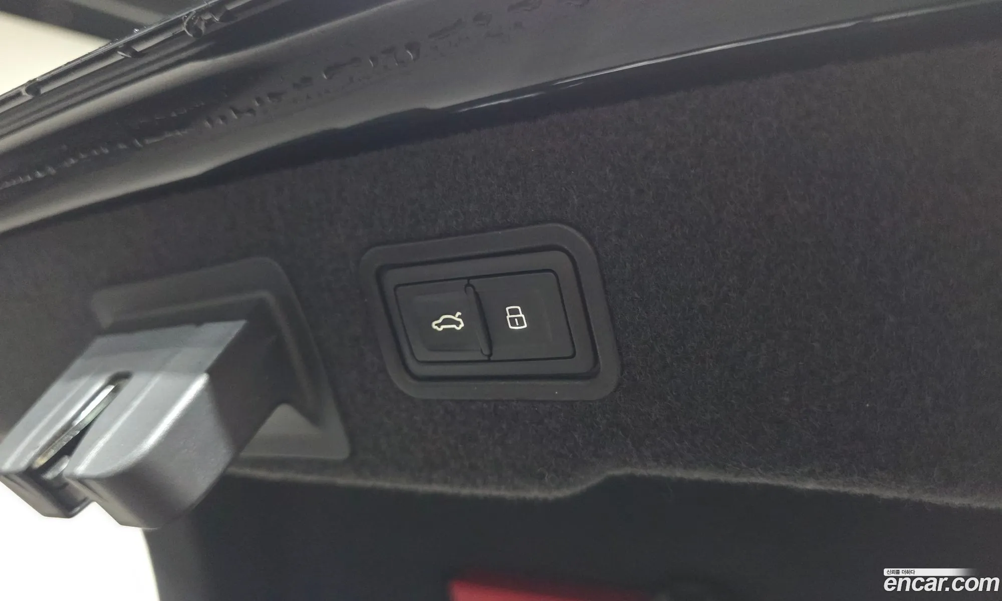 Audi A8 2021 WAUZZZF85MN031815 — 5