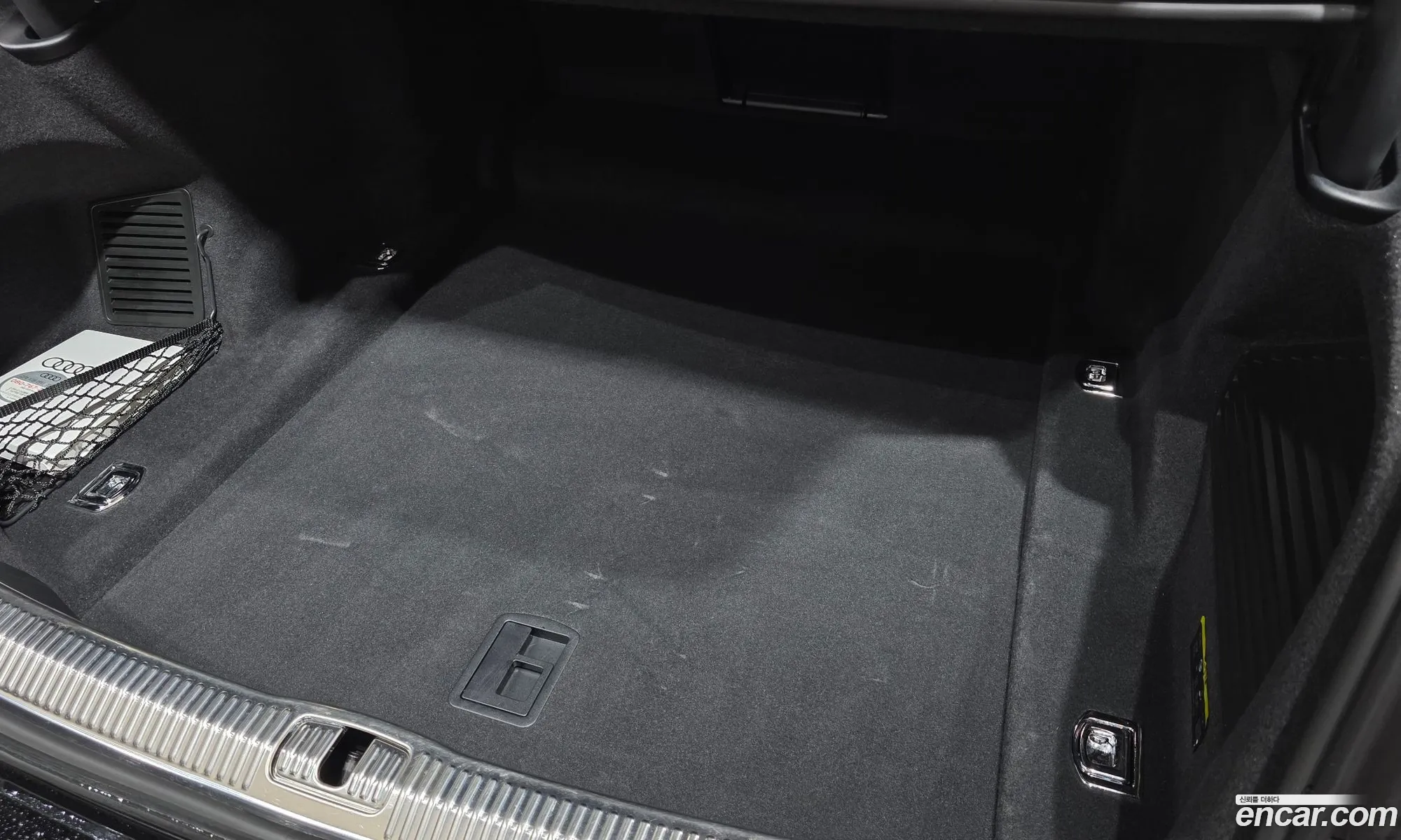 Audi A8 2021 WAUZZZF85MN031815 — 29