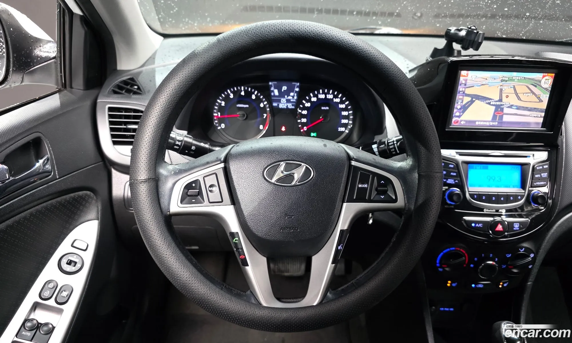 Hyundai Accent 2012 — 8