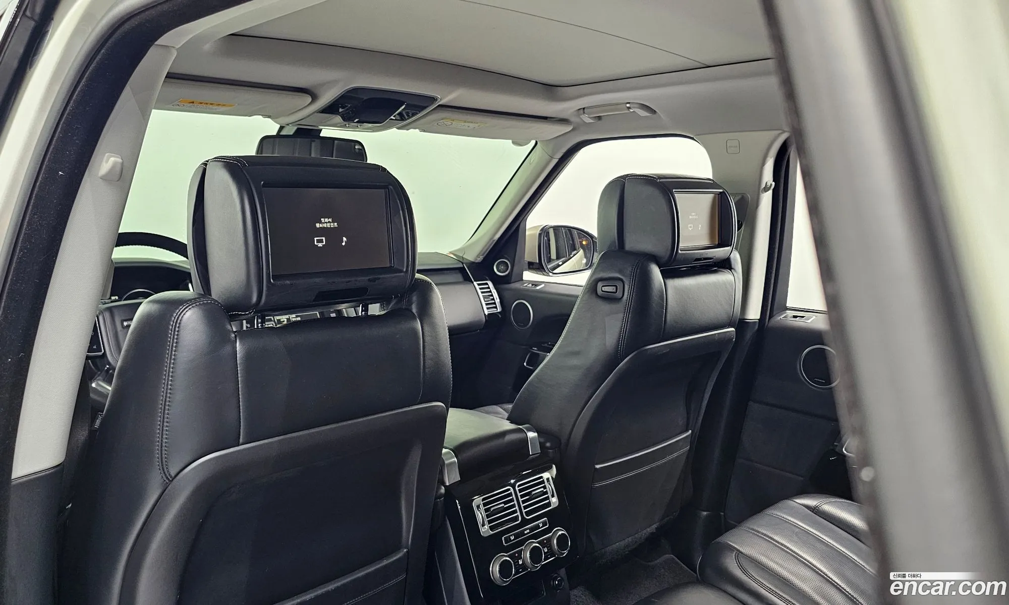 Land Rover Range Rover 2014 SALGA2JF1EA143897 — 19
