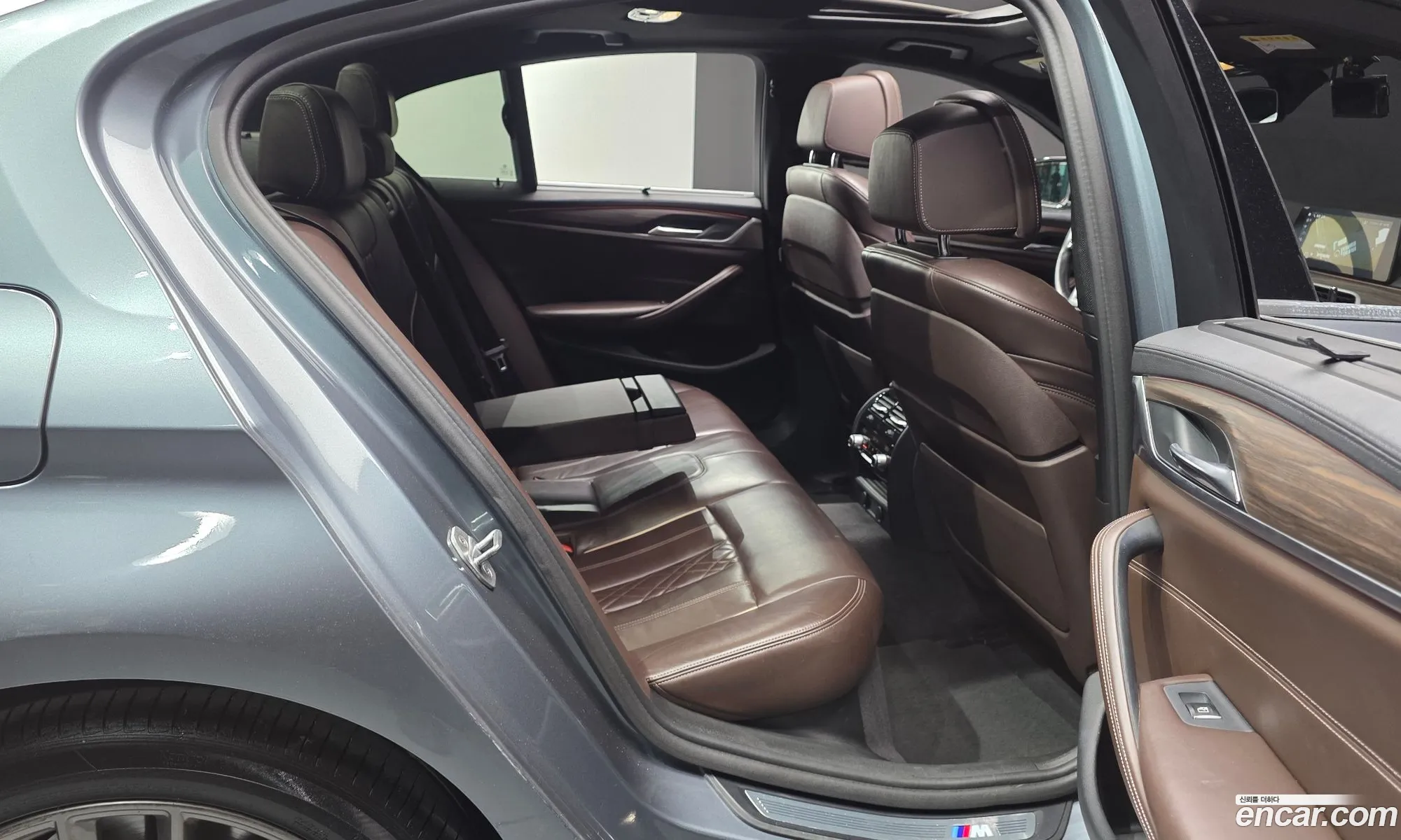 BMW 5 Series 2017 WBAJD9109JWC11143 — 8