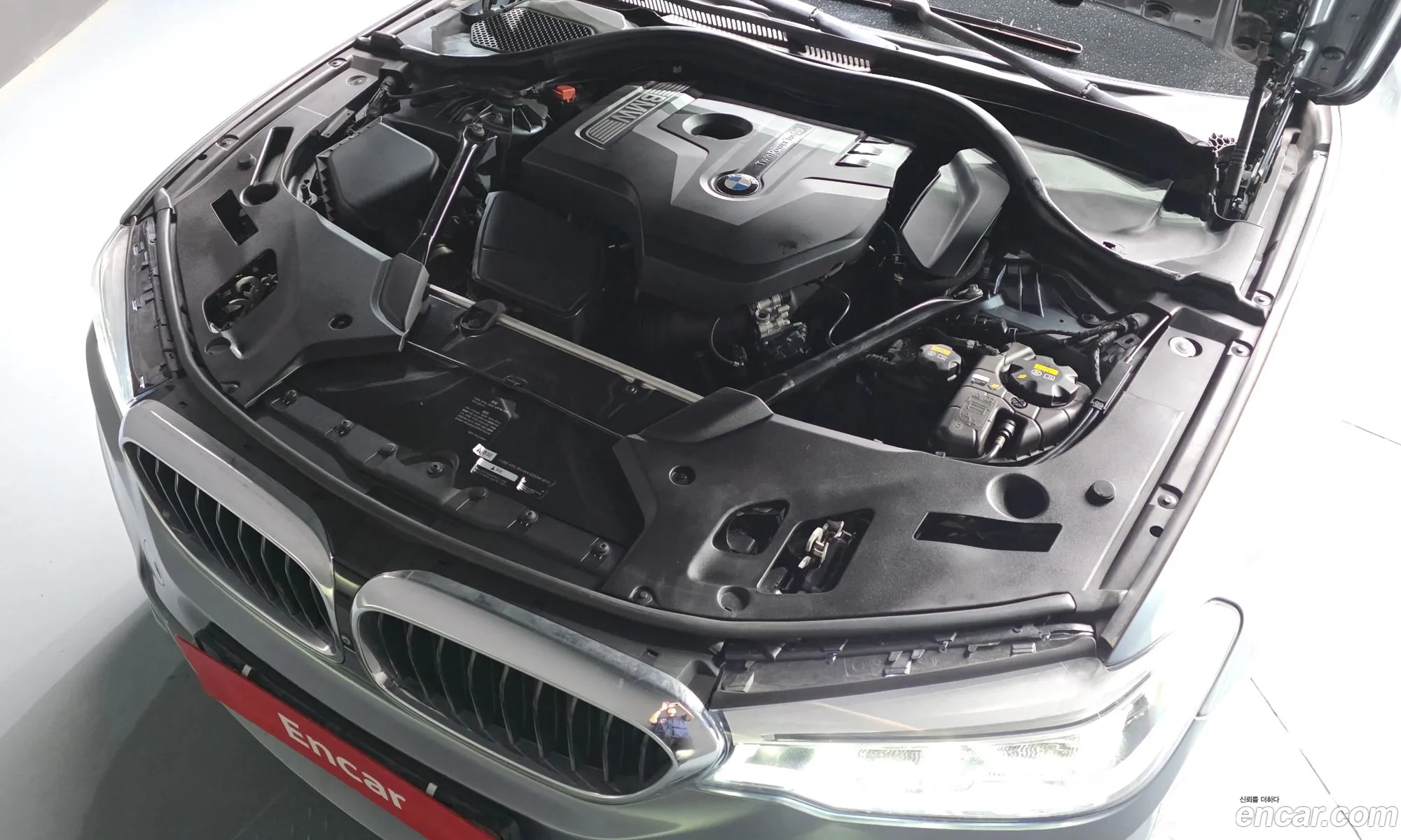 BMW 5 Series 2017 WBAJD9109JWC11143 — 14