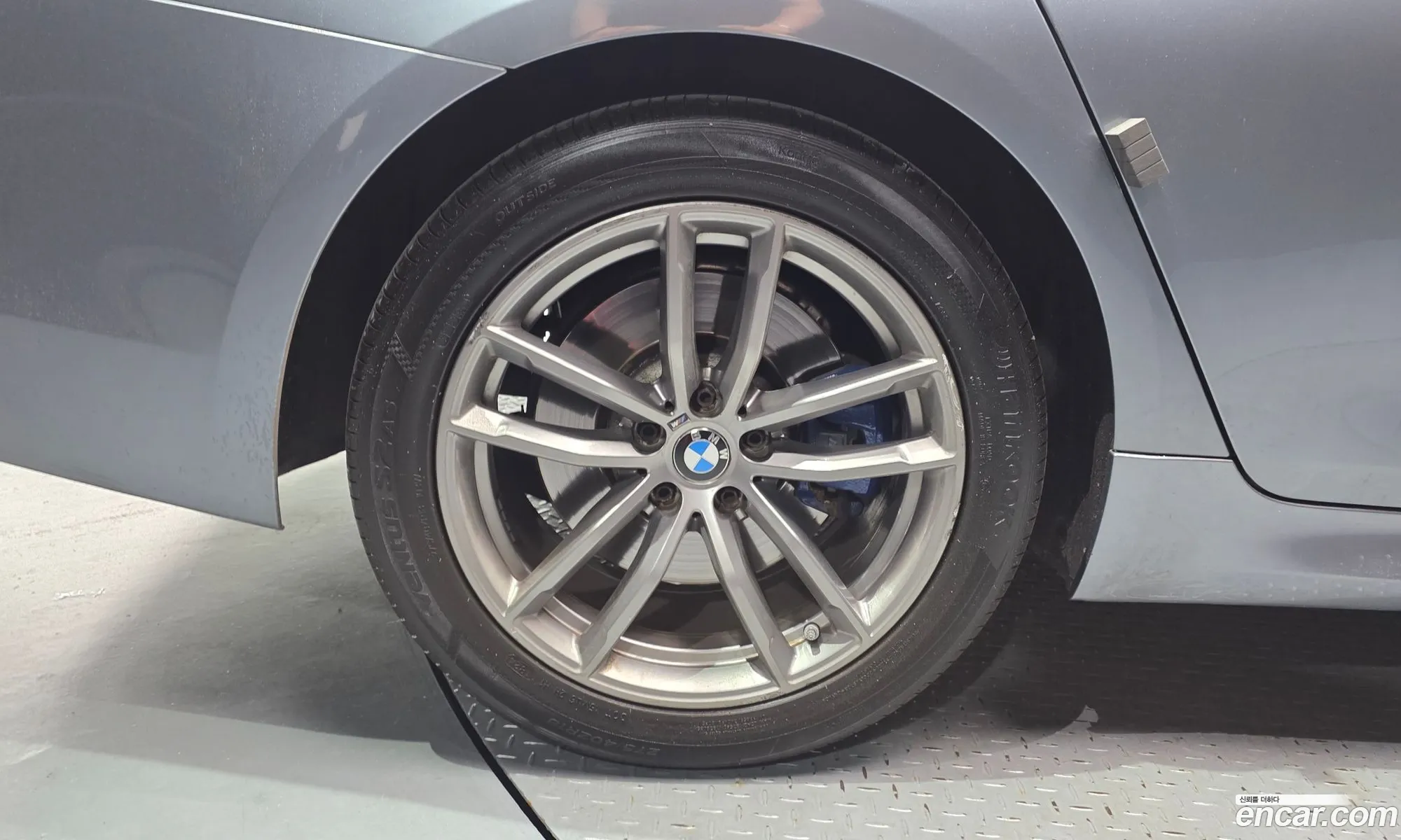 BMW 5 Series 2017 WBAJD9109JWC11143 — 19
