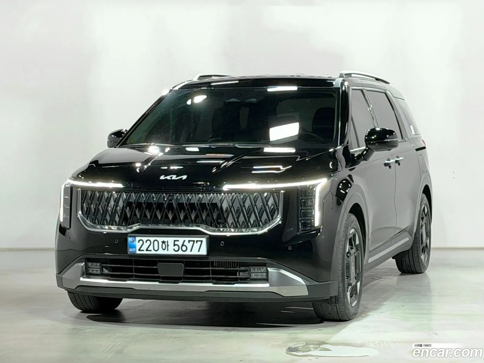 Kia Carnival 2024 — 7