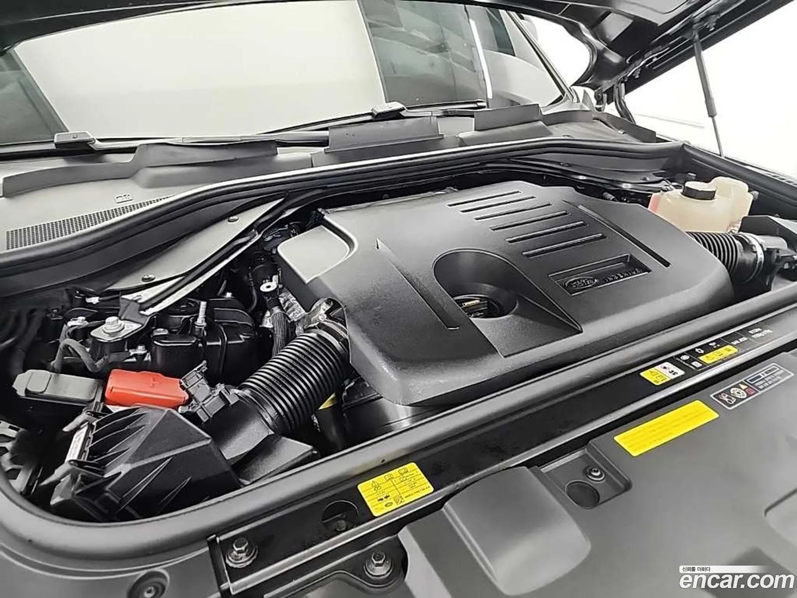 Land Rover Range Rover Sport 2025 — 16