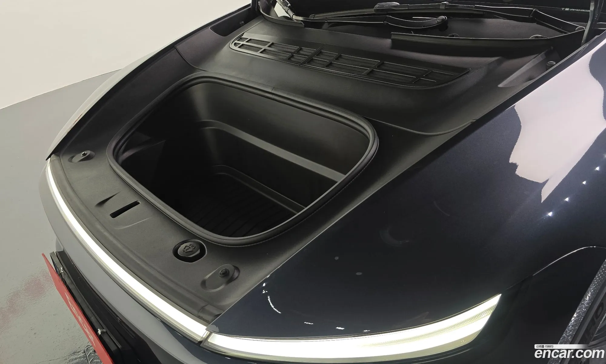 Tesla Model Y 2025 LRWYGCFJ5SC029671 — 23