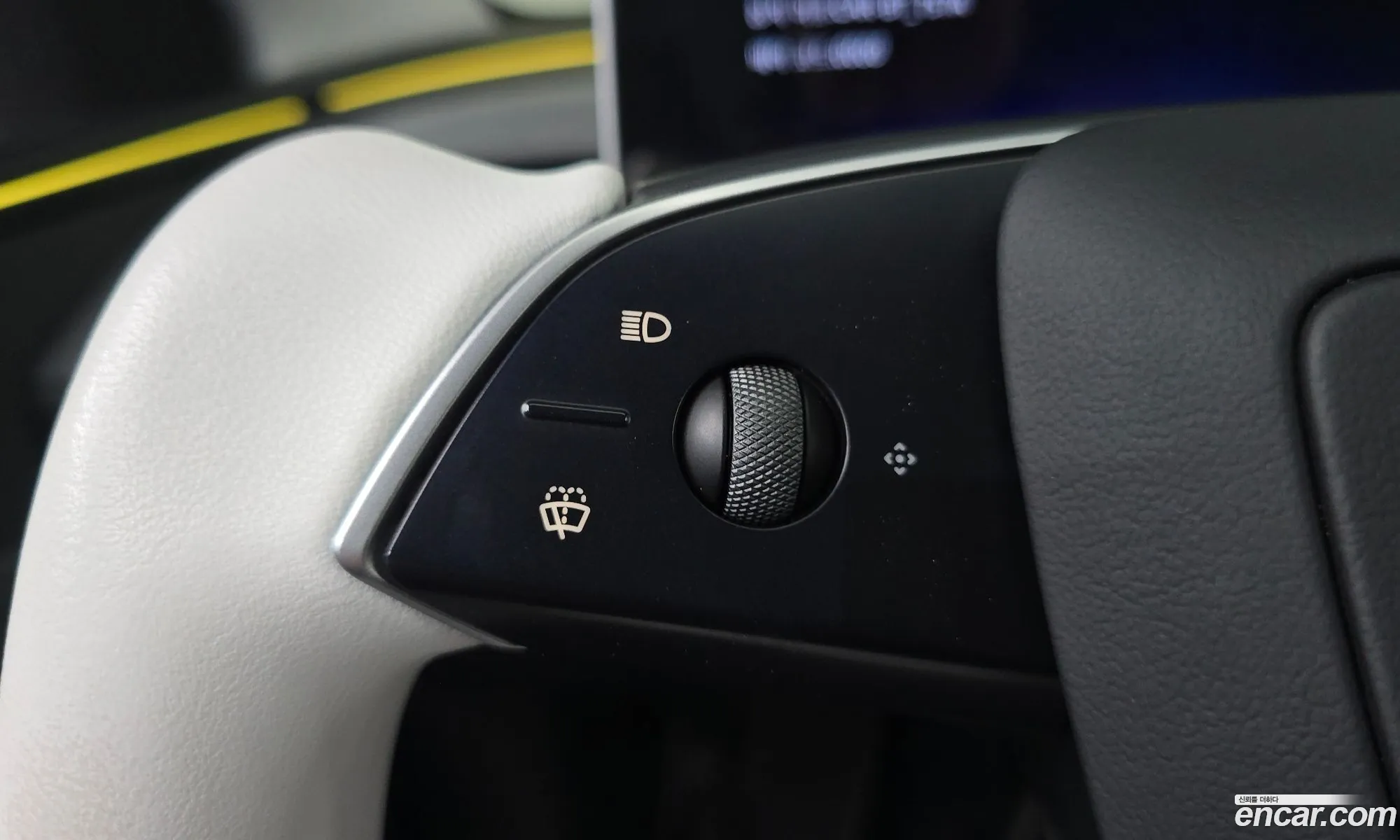 Tesla Model Y 2025 LRWYGCFJ5SC029671 — 24