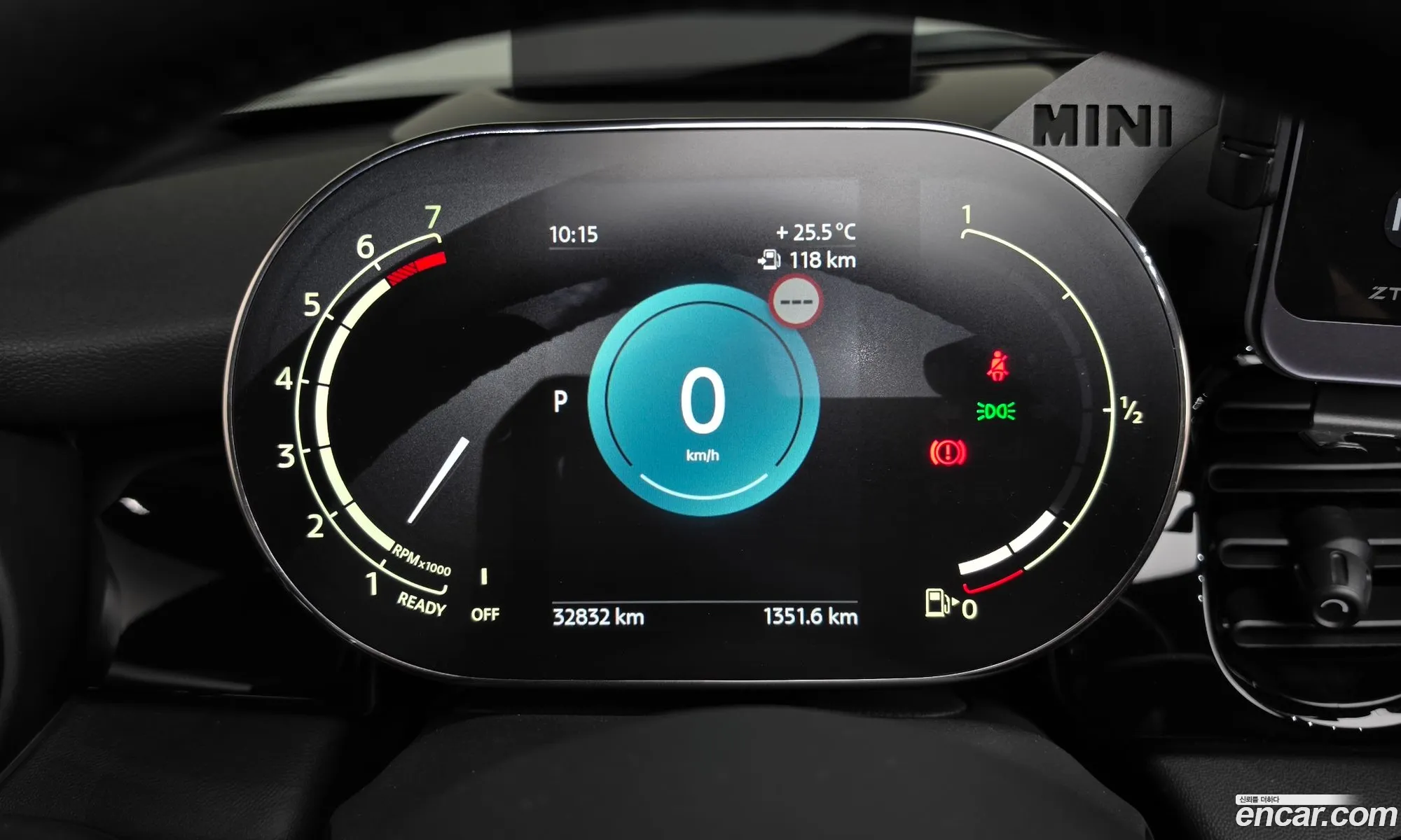 Mini Cooper Convertible 2024 WMW31DL06R3S29904 — 4
