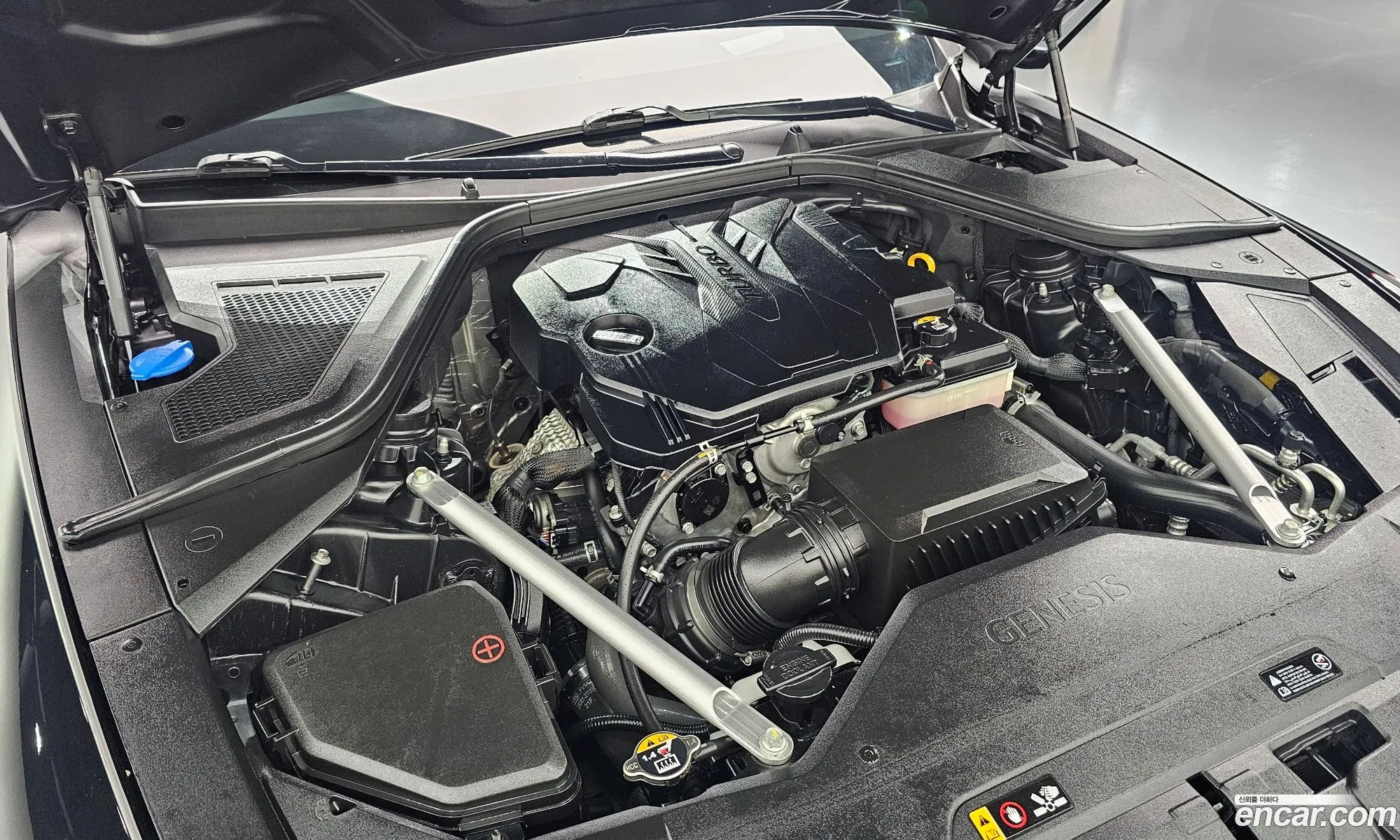 Genesis G80 2021 KMTGB41CDMU091457 — 10