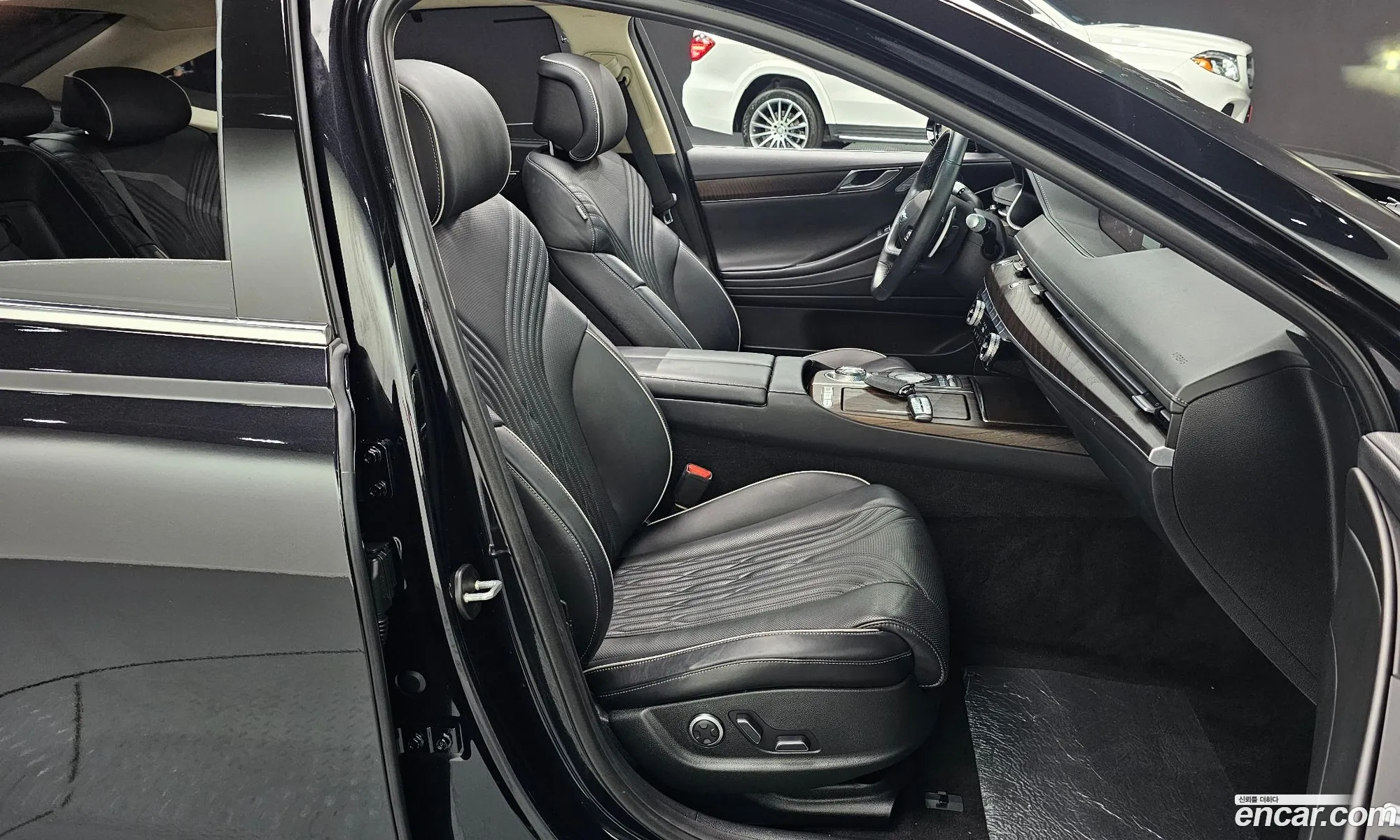 Genesis G80 2021 KMTGB41CDMU091457 — 11