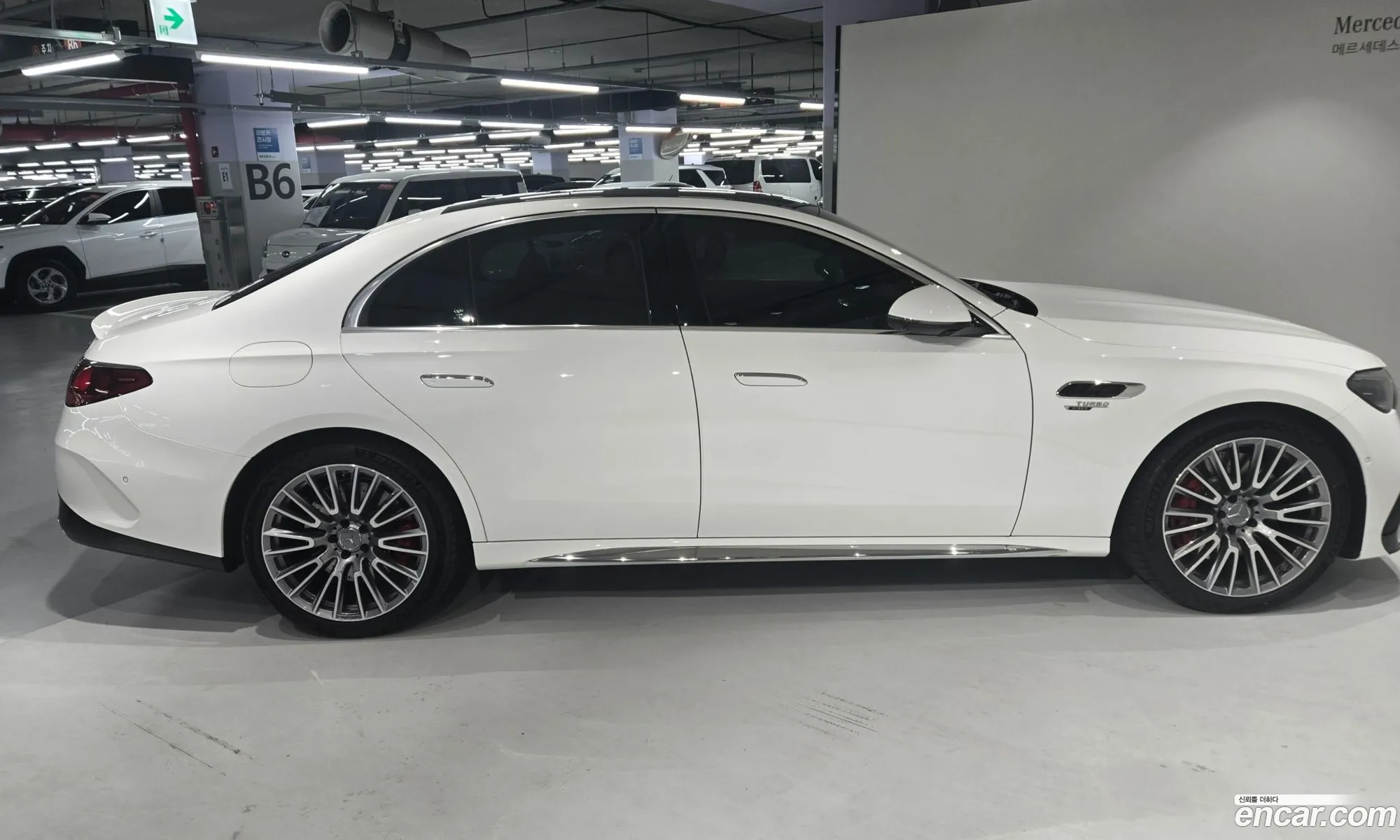 Mercedes-Benz E-Class W214 2026 — 9