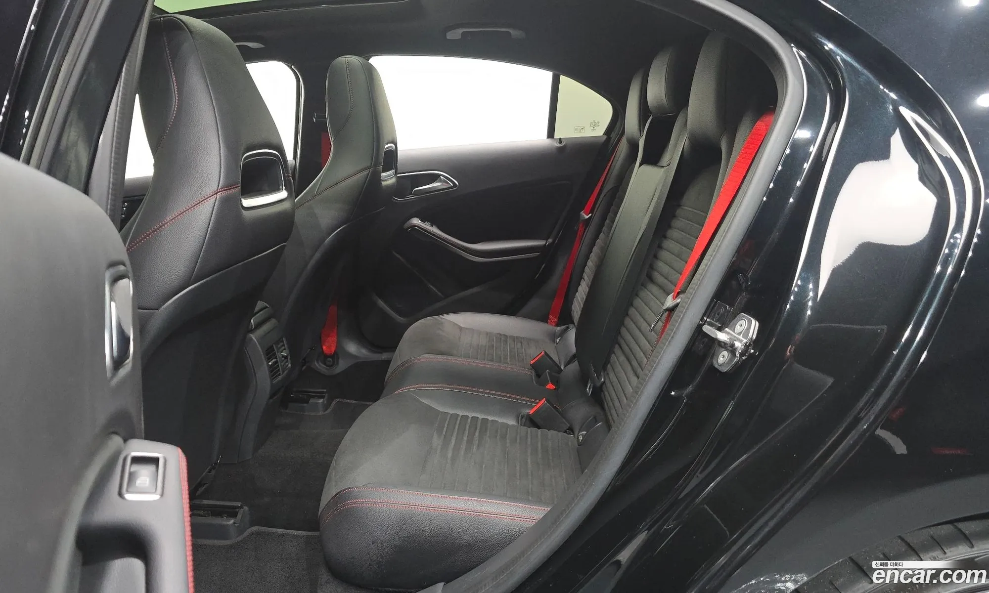 Mercedes-Benz A-Class W176 2018 — 11