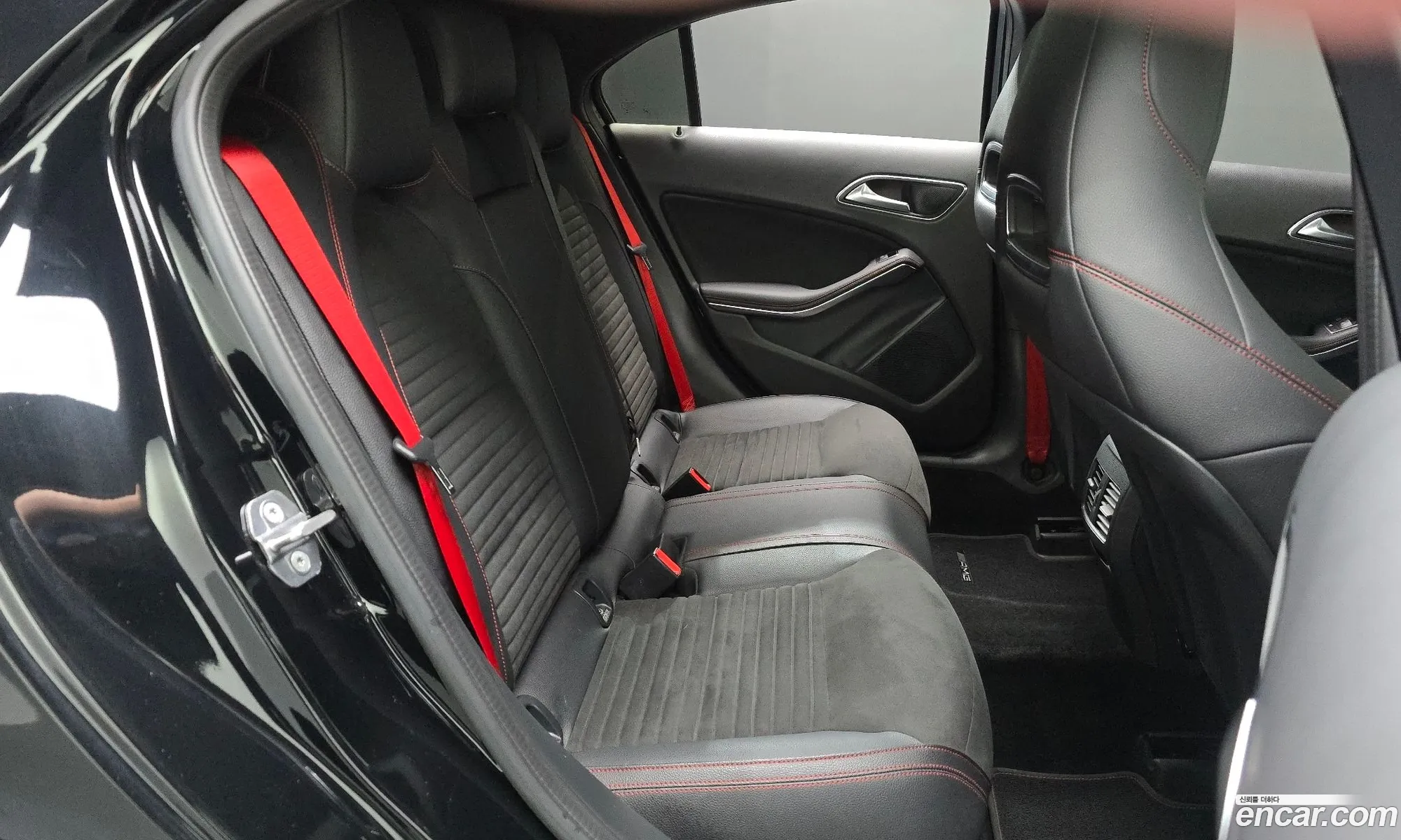 Mercedes-Benz A-Class W176 2018 — 13