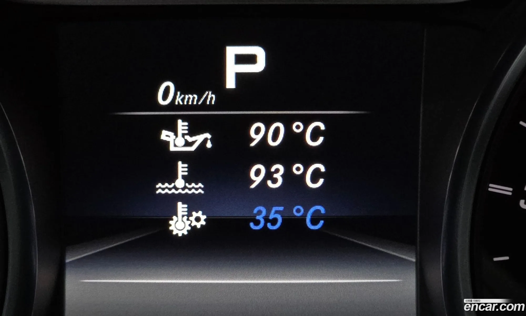 Mercedes-Benz A-Class W176 2018 — 17